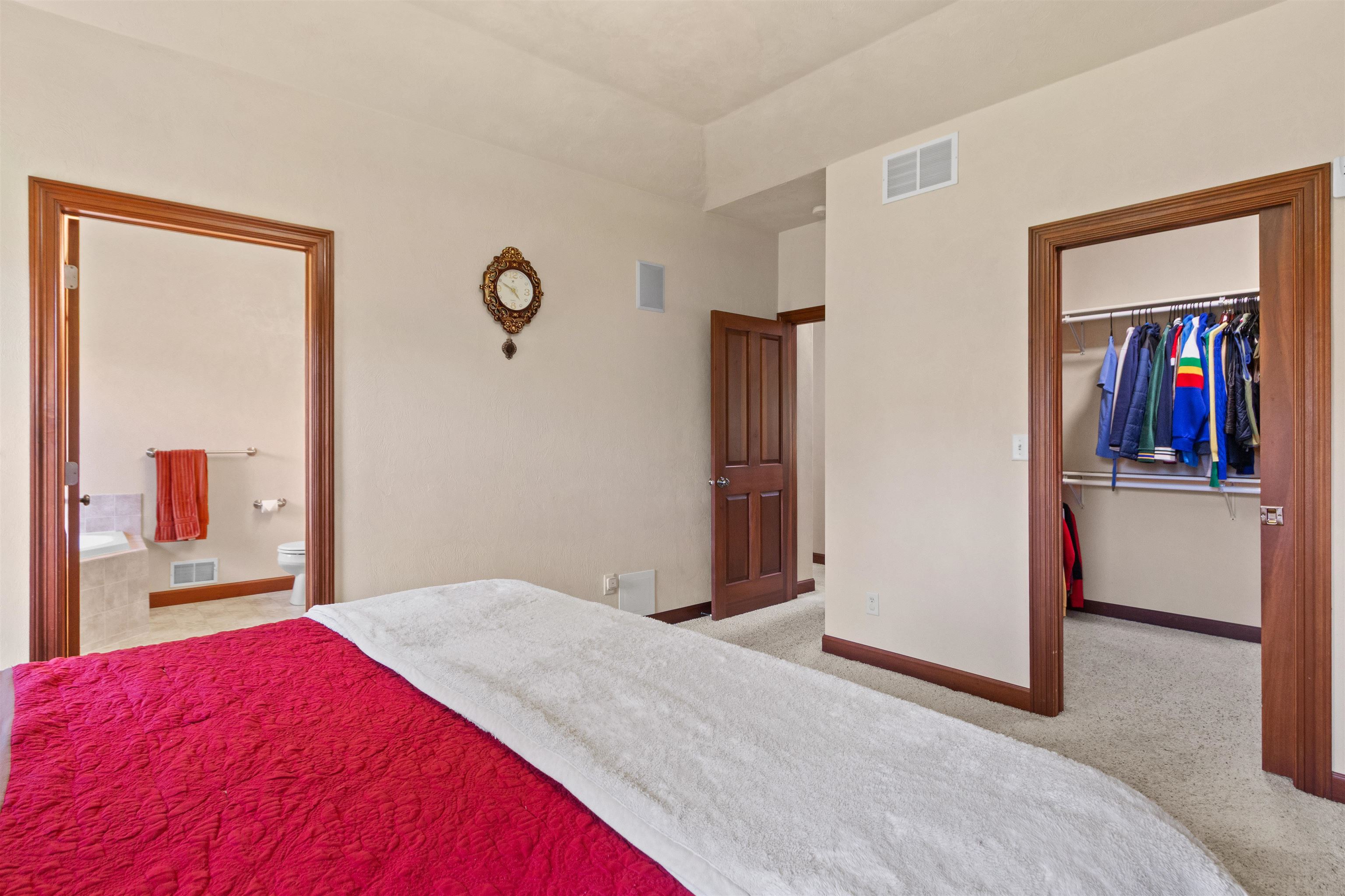 5641 LA SALLE AVENUE, Stevens Point, Wisconsin 54482, 4 Bedrooms Bedrooms, ,3 BathroomsBathrooms,Residential,For Sale,5641 LA SALLE AVENUE,22602032