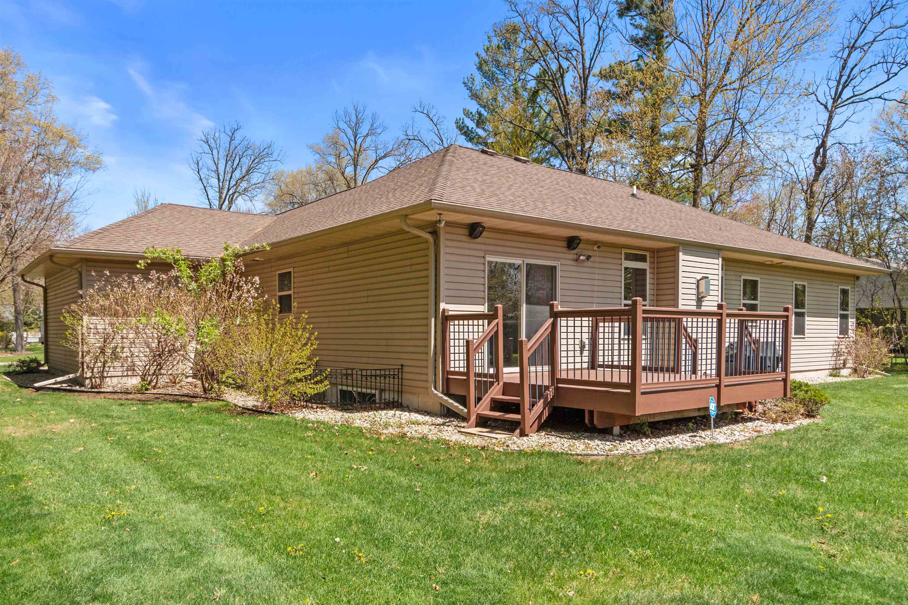 5641 LA SALLE AVENUE, Stevens Point, Wisconsin 54482, 4 Bedrooms Bedrooms, ,3 BathroomsBathrooms,Residential,For Sale,5641 LA SALLE AVENUE,22602032