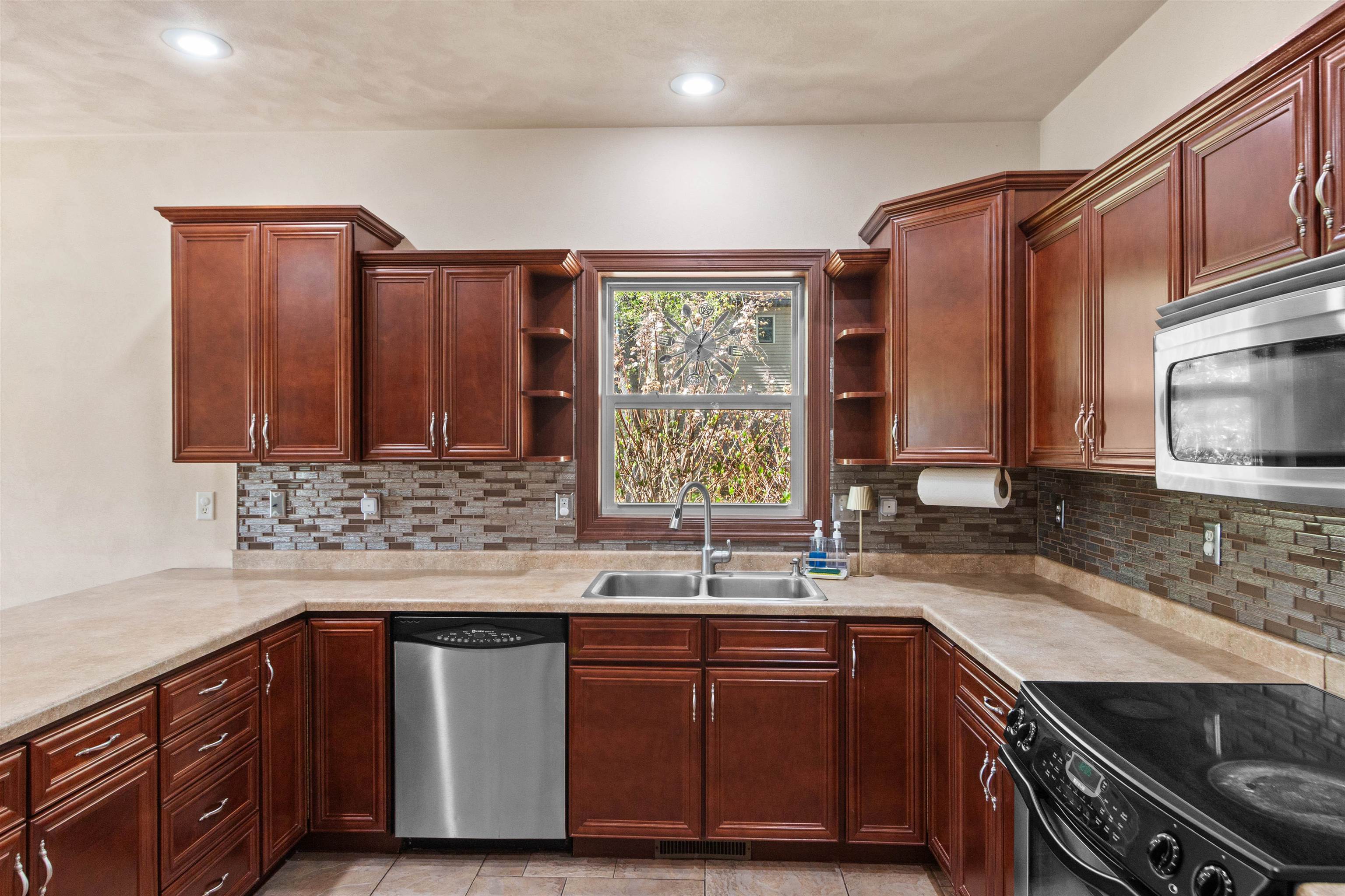5641 LA SALLE AVENUE, Stevens Point, Wisconsin 54482, 4 Bedrooms Bedrooms, ,3 BathroomsBathrooms,Residential,For Sale,5641 LA SALLE AVENUE,22602032