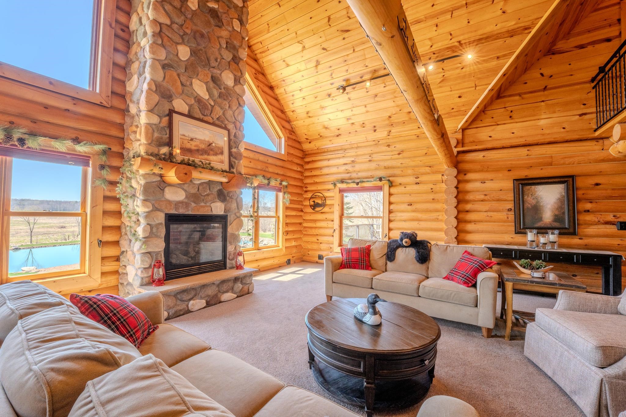 134283 SUGAR BUSH ROAD, Mosinee, Wisconsin 54455, 4 Bedrooms Bedrooms, ,3 BathroomsBathrooms,Residential,For Sale,134283 SUGAR BUSH ROAD,22602033