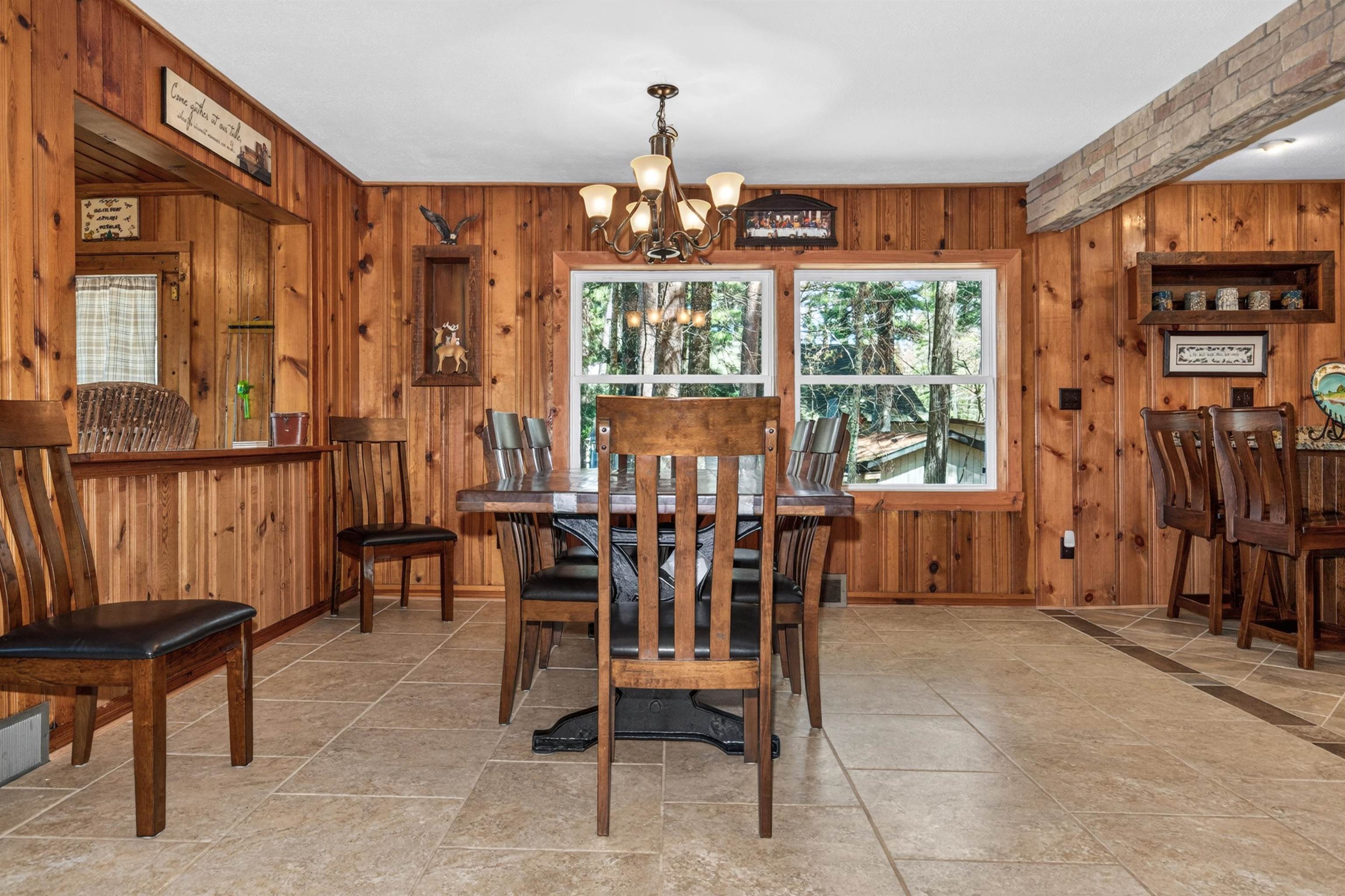 8292 WILDWOOD DRIVE, Minocqua, Wisconsin 54548, 3 Bedrooms Bedrooms, ,2 BathroomsBathrooms,Residential,For Sale,8292 WILDWOOD DRIVE,22602057