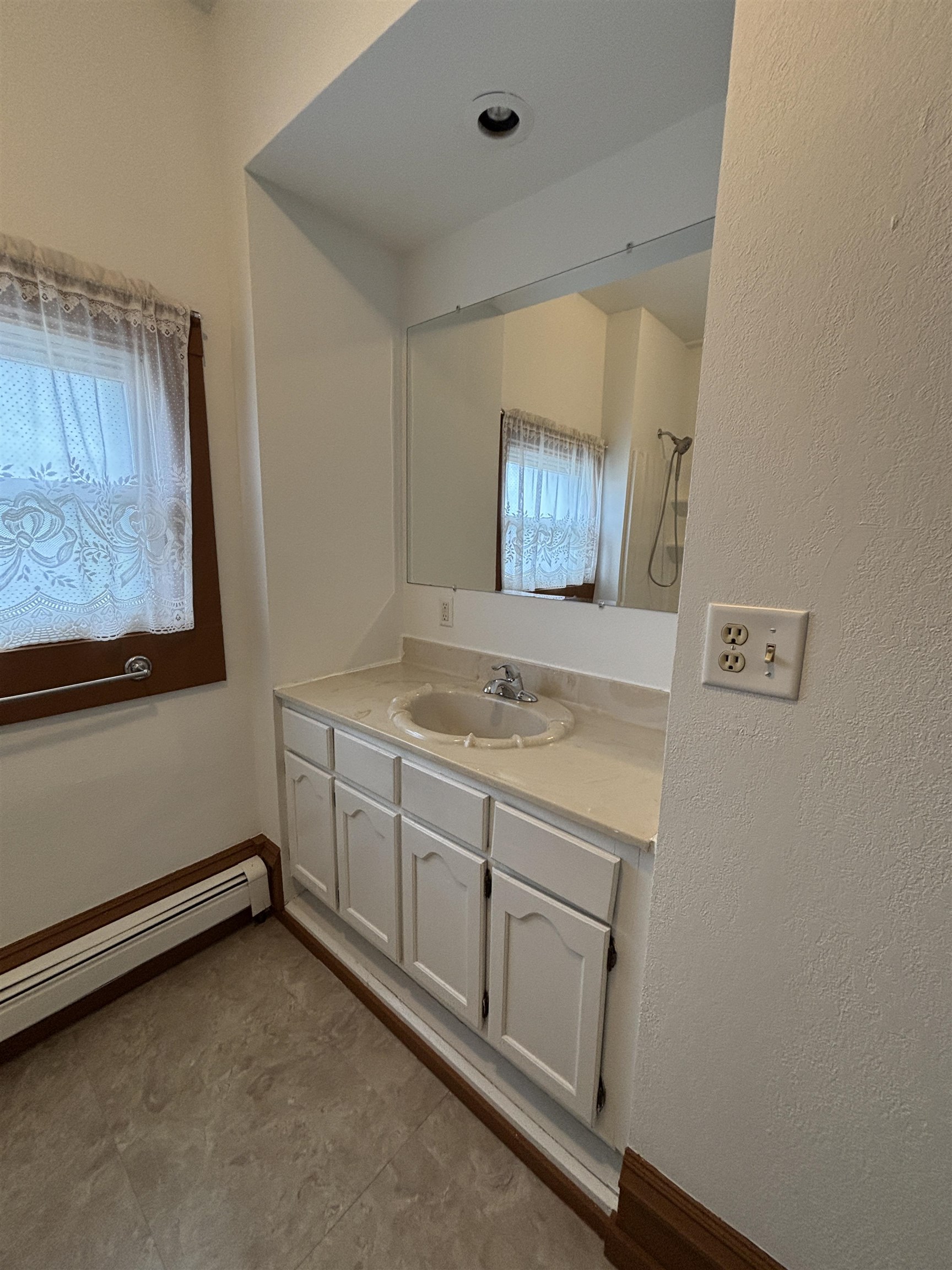 301 N GENESEE STREET, Merrill, Wisconsin 54452, 4 Bedrooms Bedrooms, ,1 BathroomBathrooms,Residential,For Sale,301 N GENESEE STREET,22602058