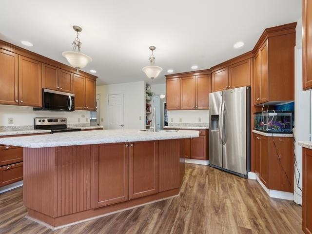 1402 N SHAWANO DRIVE, Marshfield, Wisconsin 54449, 5 Bedrooms Bedrooms, ,2 BathroomsBathrooms,Residential,For Sale,1402 N SHAWANO DRIVE,22602060