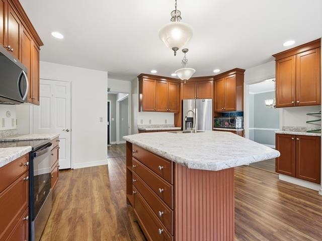1402 N SHAWANO DRIVE, Marshfield, Wisconsin 54449, 5 Bedrooms Bedrooms, ,2 BathroomsBathrooms,Residential,For Sale,1402 N SHAWANO DRIVE,22602060