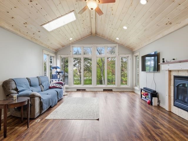 1402 N SHAWANO DRIVE, Marshfield, Wisconsin 54449, 5 Bedrooms Bedrooms, ,2 BathroomsBathrooms,Residential,For Sale,1402 N SHAWANO DRIVE,22602060