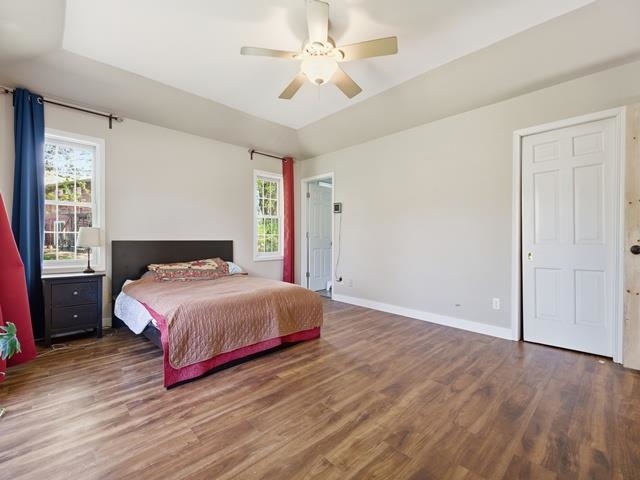 1402 N SHAWANO DRIVE, Marshfield, Wisconsin 54449, 5 Bedrooms Bedrooms, ,2 BathroomsBathrooms,Residential,For Sale,1402 N SHAWANO DRIVE,22602060