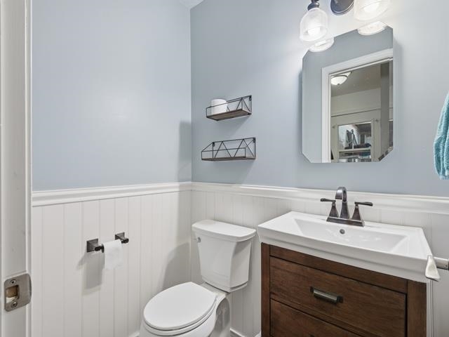 1402 N SHAWANO DRIVE, Marshfield, Wisconsin 54449, 5 Bedrooms Bedrooms, ,2 BathroomsBathrooms,Residential,For Sale,1402 N SHAWANO DRIVE,22602060