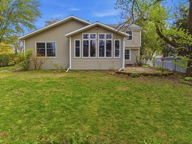 1402 N SHAWANO DRIVE, Marshfield, Wisconsin 54449, 5 Bedrooms Bedrooms, ,2 BathroomsBathrooms,Residential,For Sale,1402 N SHAWANO DRIVE,22602060