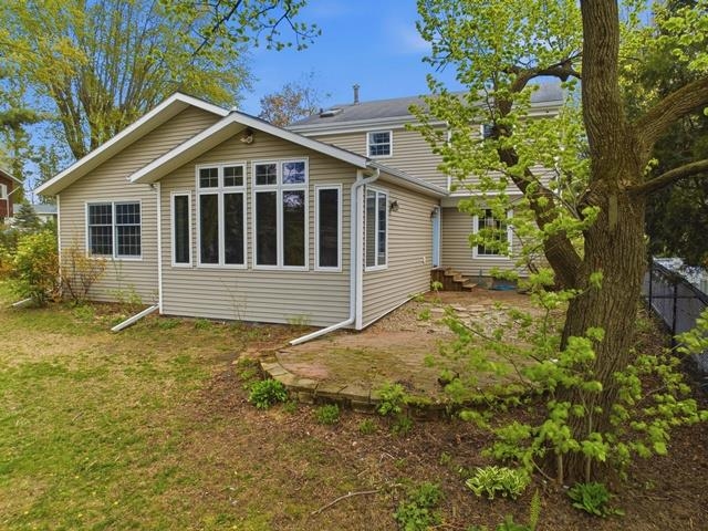 1402 N SHAWANO DRIVE, Marshfield, Wisconsin 54449, 5 Bedrooms Bedrooms, ,2 BathroomsBathrooms,Residential,For Sale,1402 N SHAWANO DRIVE,22602060