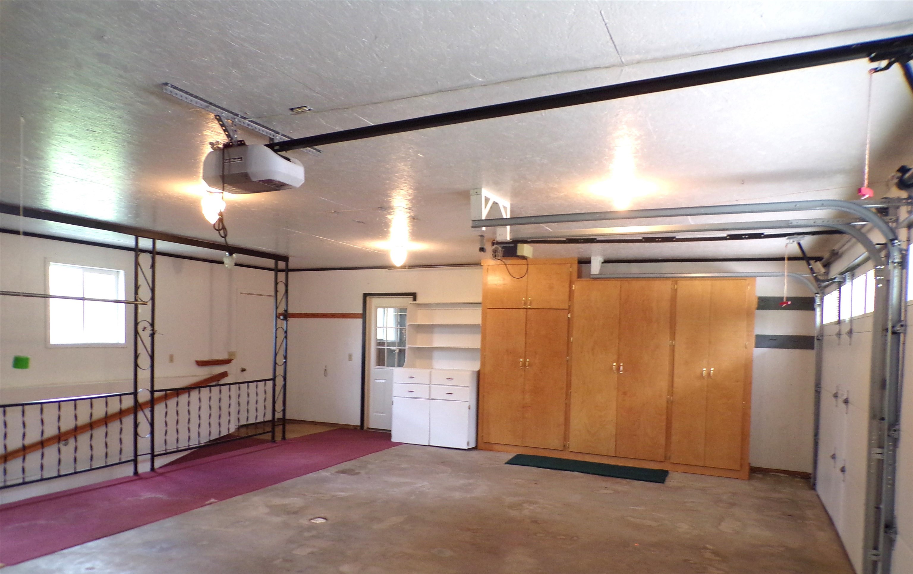 406 W SCHOFIELD AVENUE, Greenwood, Wisconsin 54437, 4 Bedrooms Bedrooms, ,3 BathroomsBathrooms,Residential,For Sale,406 W SCHOFIELD AVENUE,22602065