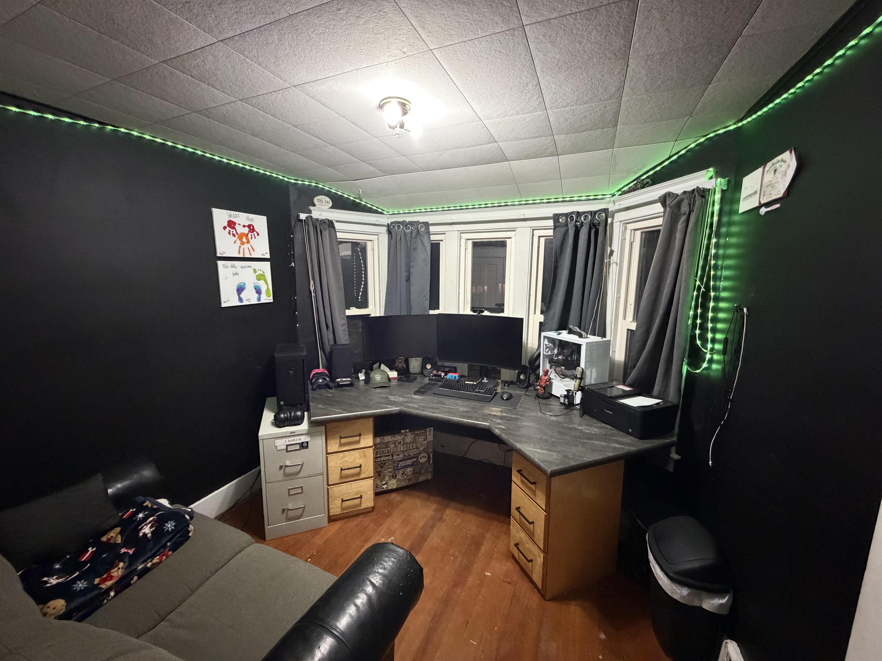 405 E BROADWAY AVENUE, Medford, Wisconsin 54451, 4 Bedrooms Bedrooms, ,1 BathroomBathrooms,Residential,For Sale,405 E BROADWAY AVENUE,22602066