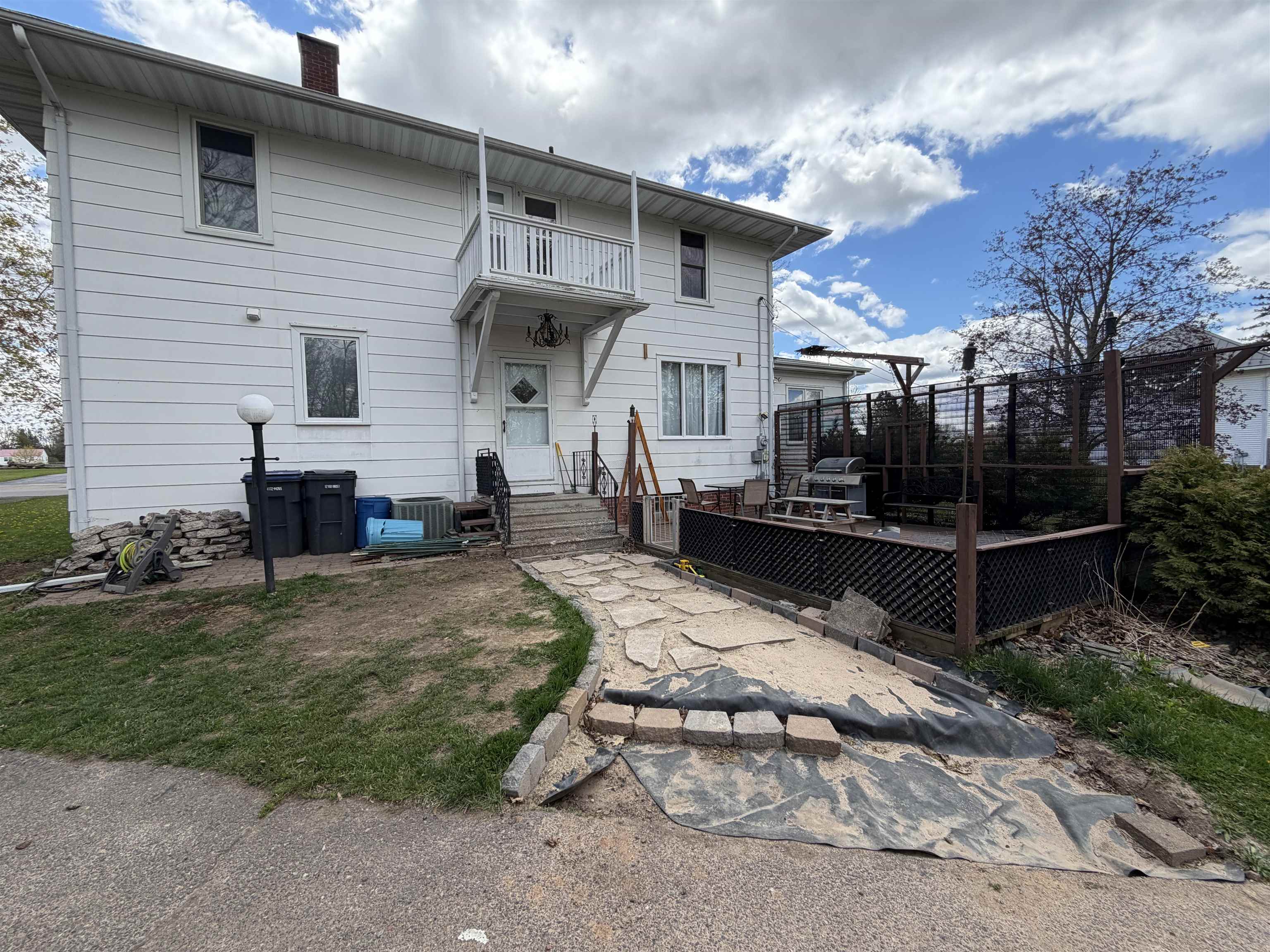 405 E BROADWAY AVENUE, Medford, Wisconsin 54451, 4 Bedrooms Bedrooms, ,1 BathroomBathrooms,Residential,For Sale,405 E BROADWAY AVENUE,22602066