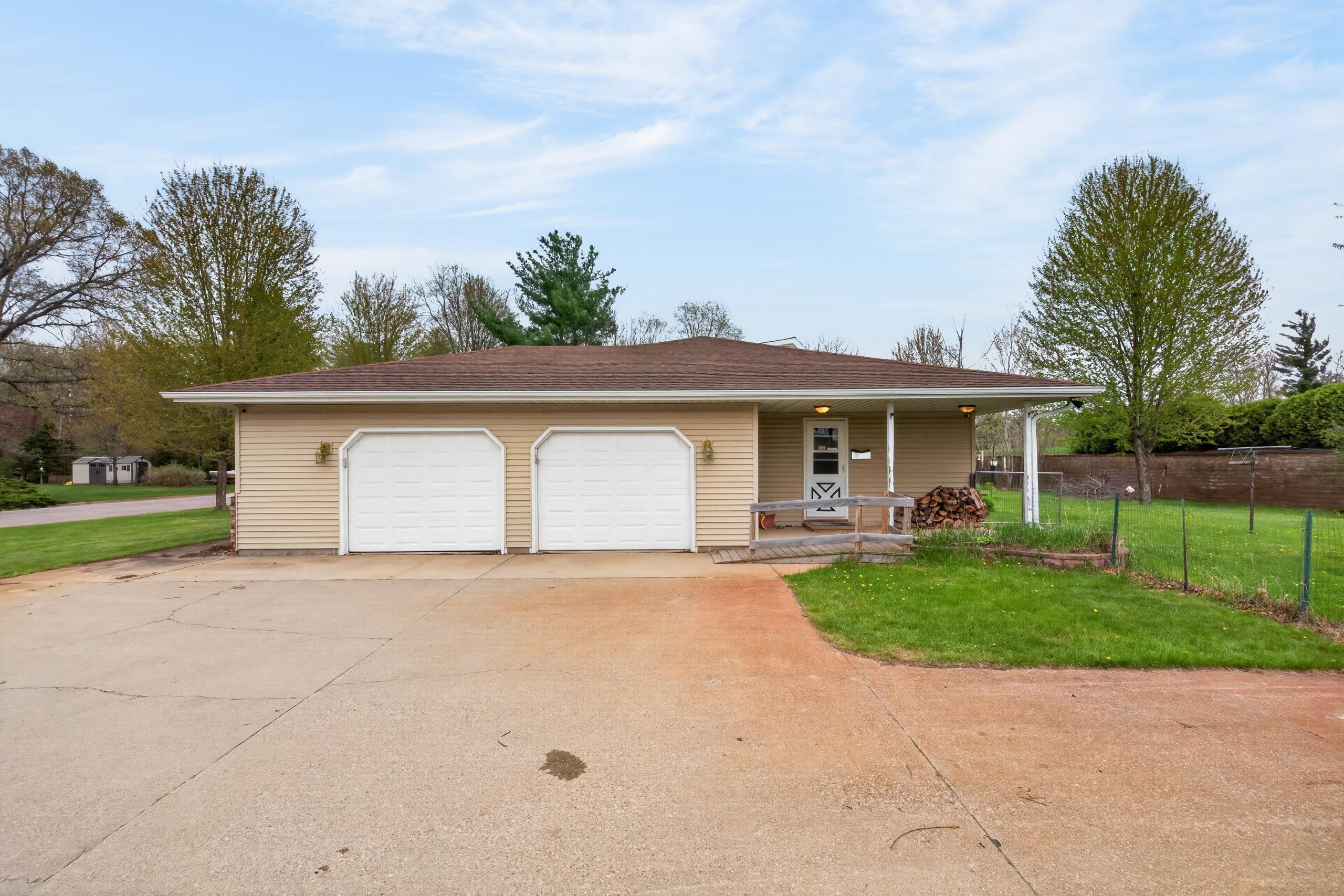 1920 BASSETT PLACE, Wisconsin Rapids, Wisconsin 54494, 4 Bedrooms Bedrooms, ,2 BathroomsBathrooms,Residential,For Sale,1920 BASSETT PLACE,22602067