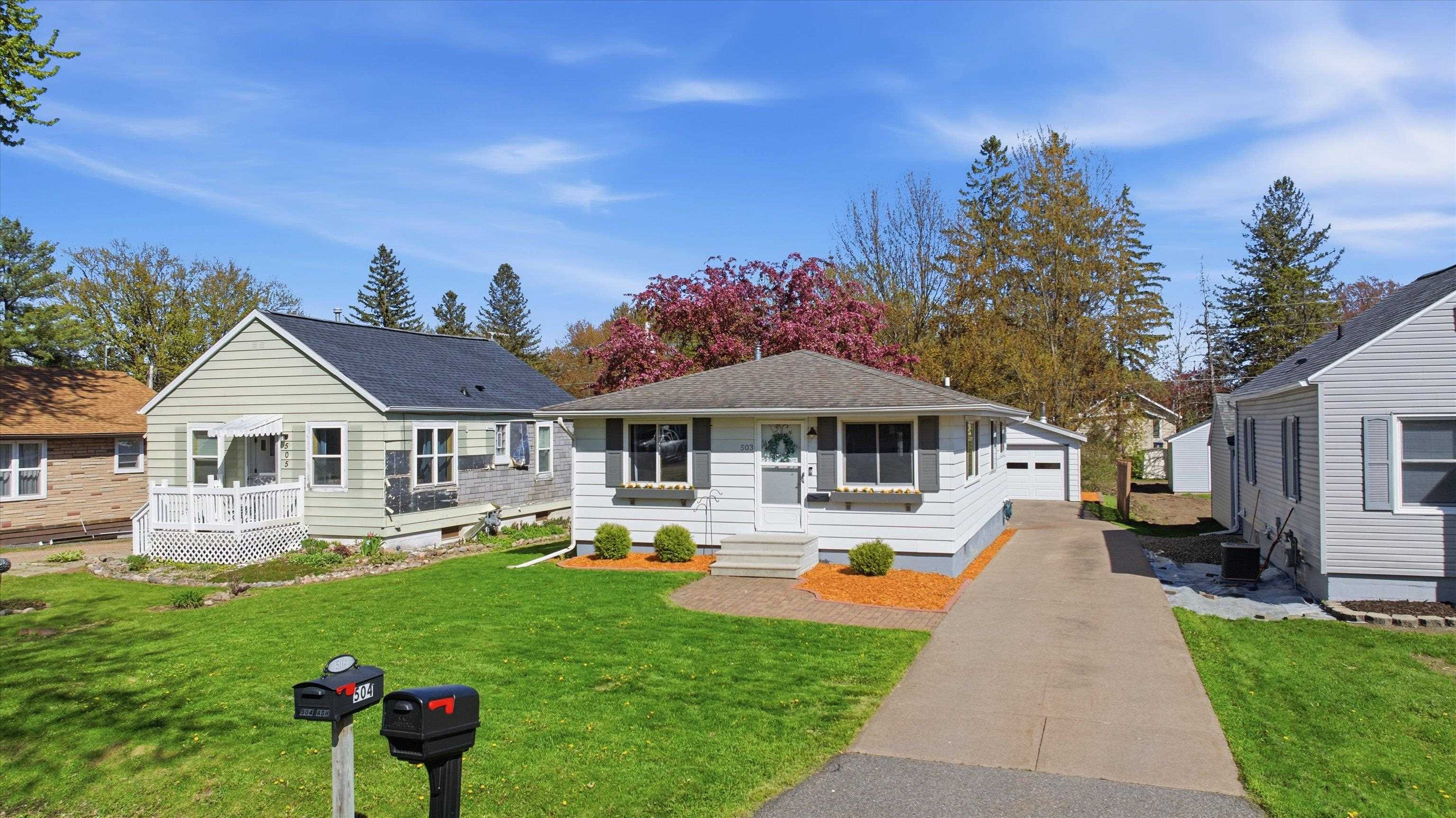 503 N ASH AVENUE, Marshfield, Wisconsin 54449, 2 Bedrooms Bedrooms, ,1 BathroomBathrooms,Residential,For Sale,503 N ASH AVENUE,22602068