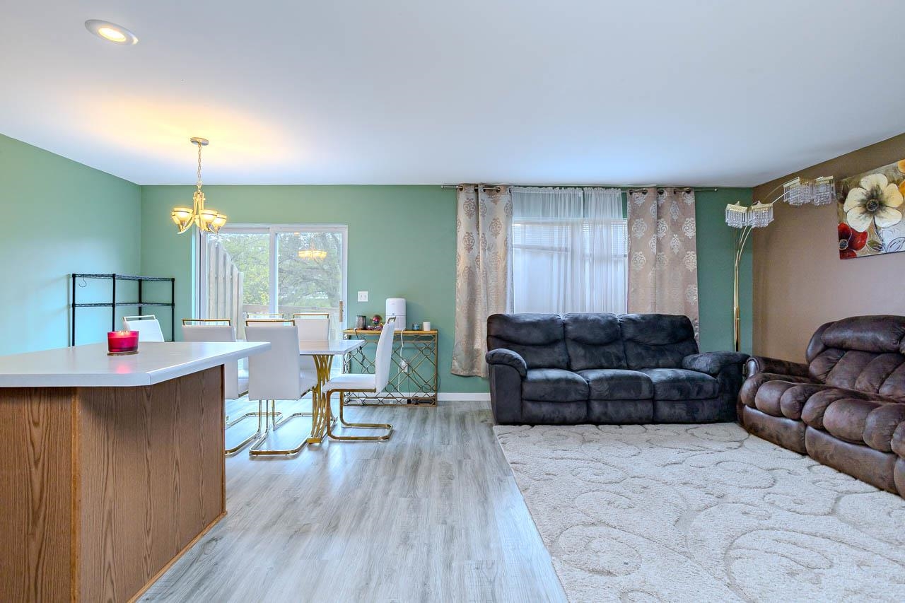 710-712 N 16TH AVENUE, Wausau, Wisconsin 54401, 3 Bedrooms Bedrooms, ,2 BathroomsBathrooms,Multi-family,For Sale,710-712 N 16TH AVENUE,22602069