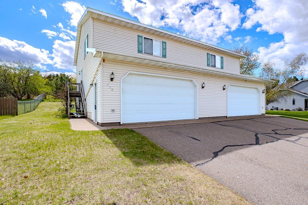 710-712 N 16TH AVENUE, Wausau, Wisconsin 54401, 3 Bedrooms Bedrooms, ,2 BathroomsBathrooms,Multi-family,For Sale,710-712 N 16TH AVENUE,22602069