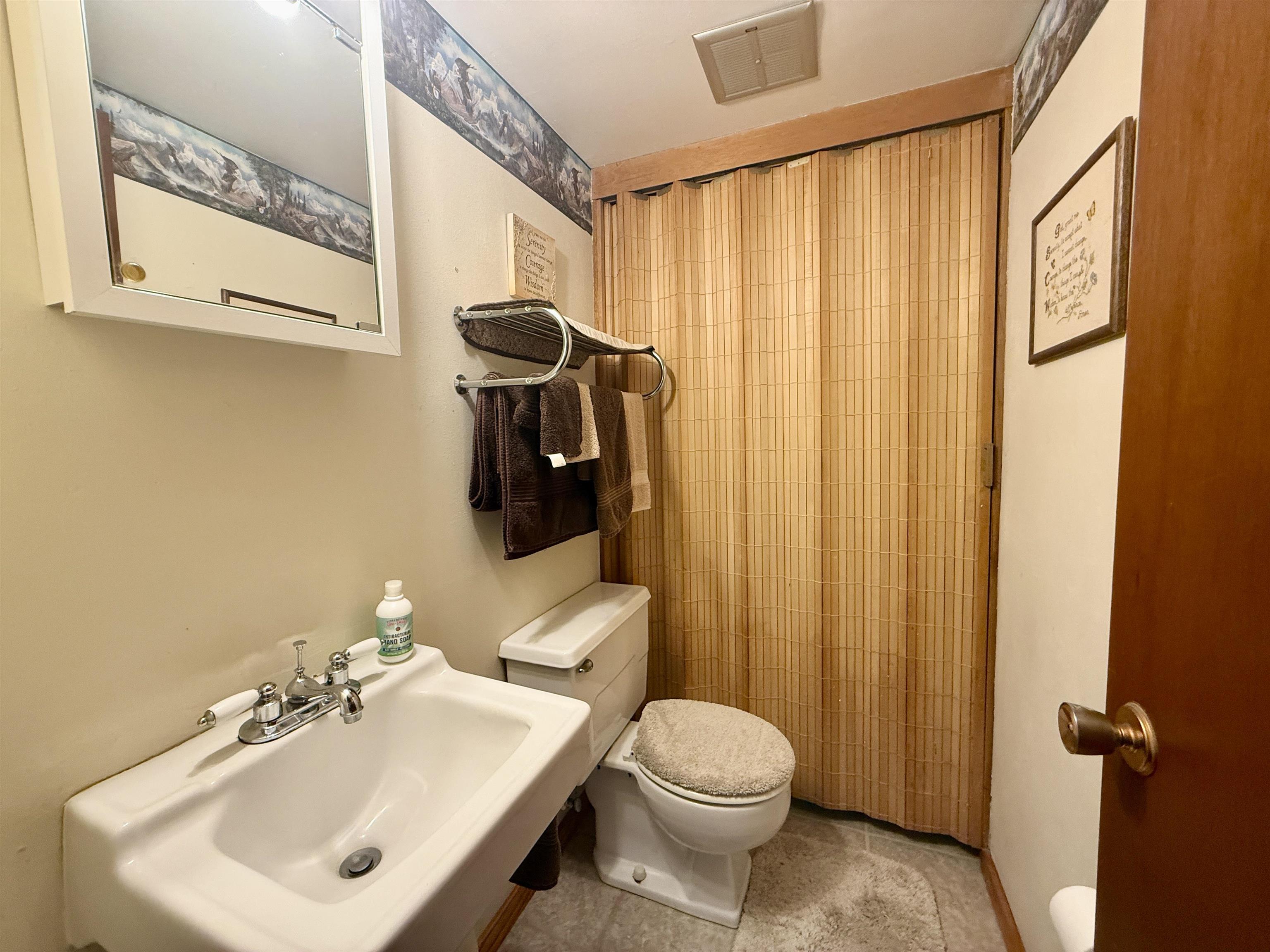 W13071 W BIGHORN AVENUE, Hancock, Wisconsin 54943, 3 Bedrooms Bedrooms, ,1 BathroomBathrooms,Residential,For Sale,W13071 W BIGHORN AVENUE,22602071