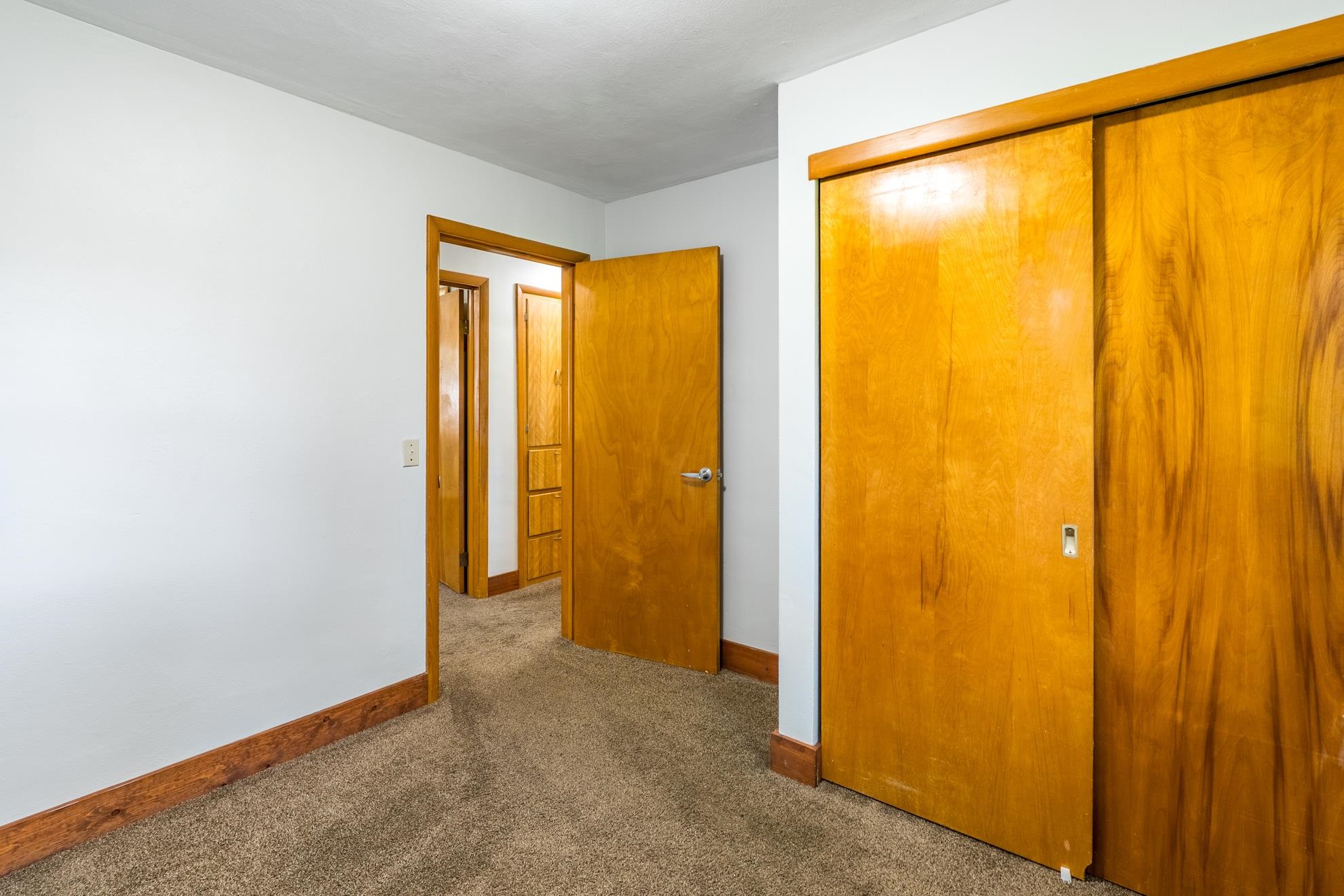 408 W JEFFERSON STREET, Marshfield, Wisconsin 54449, 4 Bedrooms Bedrooms, ,1 BathroomBathrooms,Residential,For Sale,408 W JEFFERSON STREET,22602084