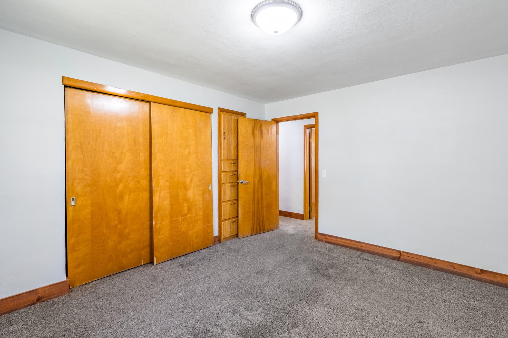 408 W JEFFERSON STREET, Marshfield, Wisconsin 54449, 4 Bedrooms Bedrooms, ,1 BathroomBathrooms,Residential,For Sale,408 W JEFFERSON STREET,22602084