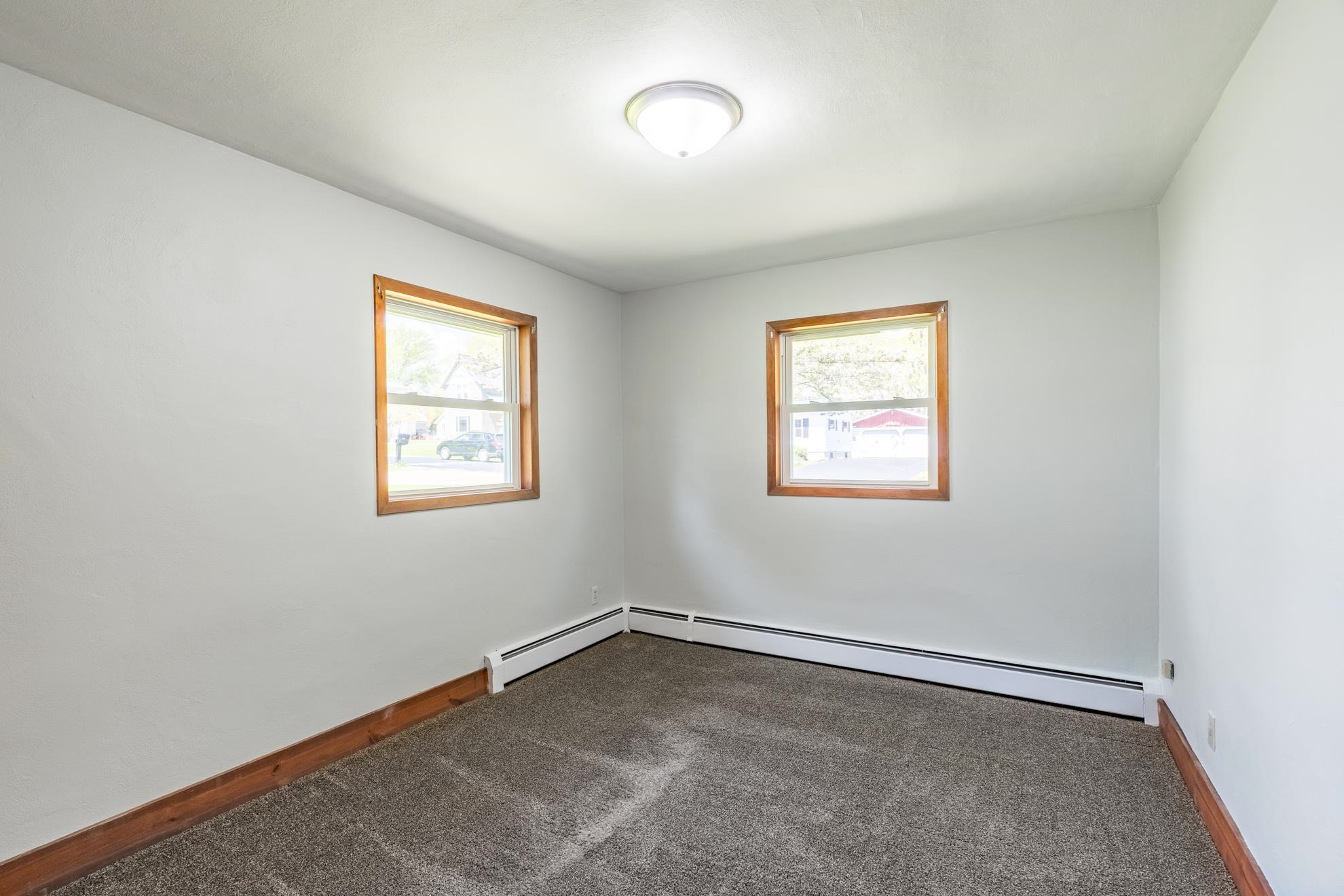 408 W JEFFERSON STREET, Marshfield, Wisconsin 54449, 4 Bedrooms Bedrooms, ,1 BathroomBathrooms,Residential,For Sale,408 W JEFFERSON STREET,22602084