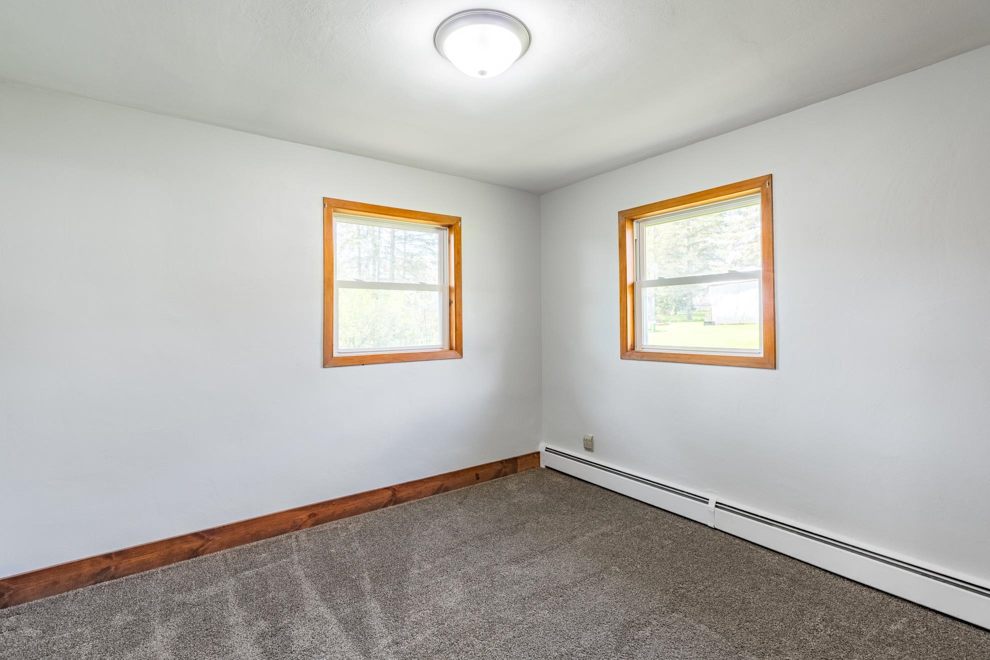 408 W JEFFERSON STREET, Marshfield, Wisconsin 54449, 4 Bedrooms Bedrooms, ,1 BathroomBathrooms,Residential,For Sale,408 W JEFFERSON STREET,22602084