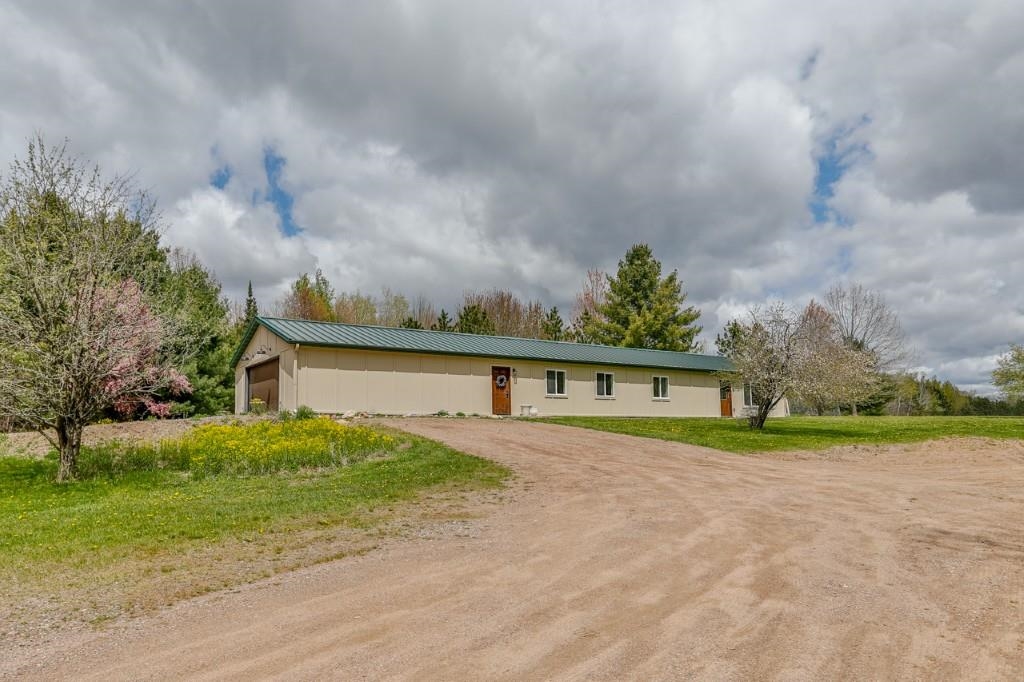 N2812 HINZ ROAD, Merrill, Wisconsin 54452, 4 Bedrooms Bedrooms, ,2 BathroomsBathrooms,Residential,For Sale,N2812 HINZ ROAD,22602085