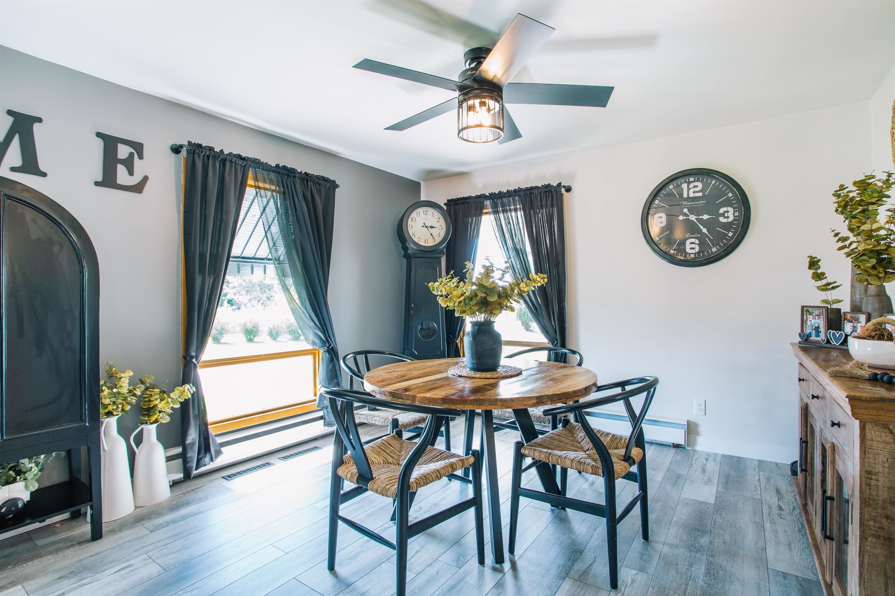 401 SUNSET PLACE, Neillsville, Wisconsin 54456, 4 Bedrooms Bedrooms, ,2 BathroomsBathrooms,Residential,For Sale,401 SUNSET PLACE,22602086
