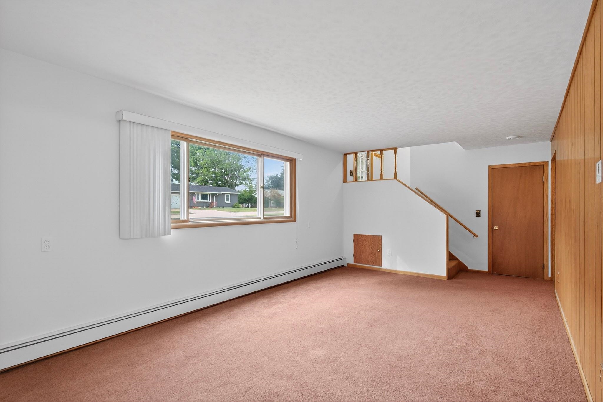 2610 GAYNOR AVENUE, Wisconsin Rapids, Wisconsin 54495, 4 Bedrooms Bedrooms, ,1 BathroomBathrooms,Residential,For Sale,2610 GAYNOR AVENUE,22602087