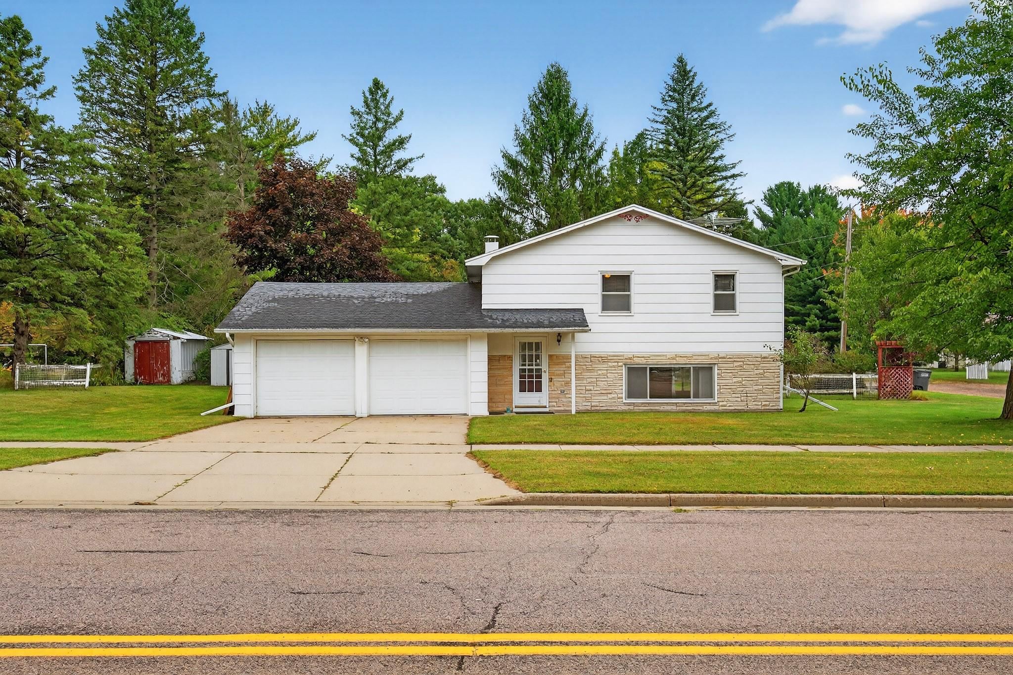 2610 GAYNOR AVENUE, Wisconsin Rapids, Wisconsin 54495, 4 Bedrooms Bedrooms, ,1 BathroomBathrooms,Residential,For Sale,2610 GAYNOR AVENUE,22602087