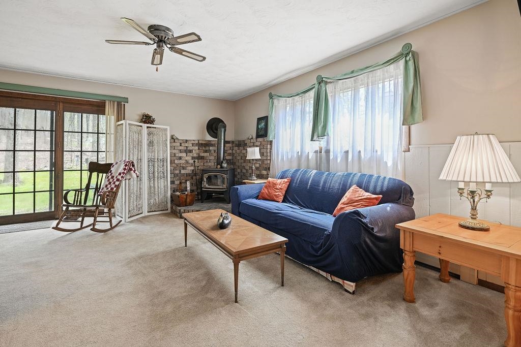 N7898 COUNTY ROAD G, Iola, Wisconsin 54945, 2 Bedrooms Bedrooms, ,2 BathroomsBathrooms,Residential,For Sale,N7898 COUNTY ROAD G,22602091