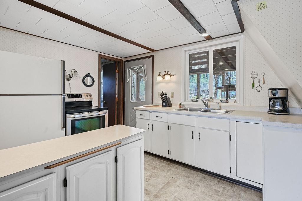 N7898 COUNTY ROAD G, Iola, Wisconsin 54945, 2 Bedrooms Bedrooms, ,2 BathroomsBathrooms,Residential,For Sale,N7898 COUNTY ROAD G,22602091