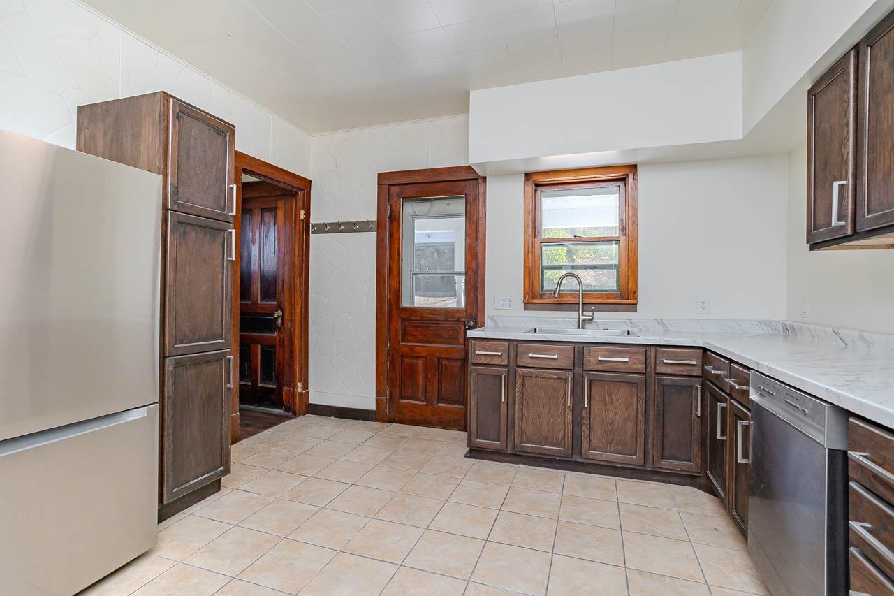 105 N 10TH STREET, Wausau, Wisconsin 54403, 3 Bedrooms Bedrooms, ,1 BathroomBathrooms,Residential,For Sale,105 N 10TH STREET,22602097