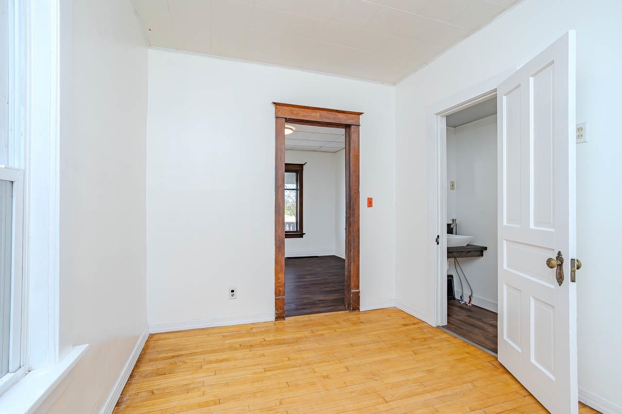 105 N 10TH STREET, Wausau, Wisconsin 54403, 3 Bedrooms Bedrooms, ,1 BathroomBathrooms,Residential,For Sale,105 N 10TH STREET,22602097