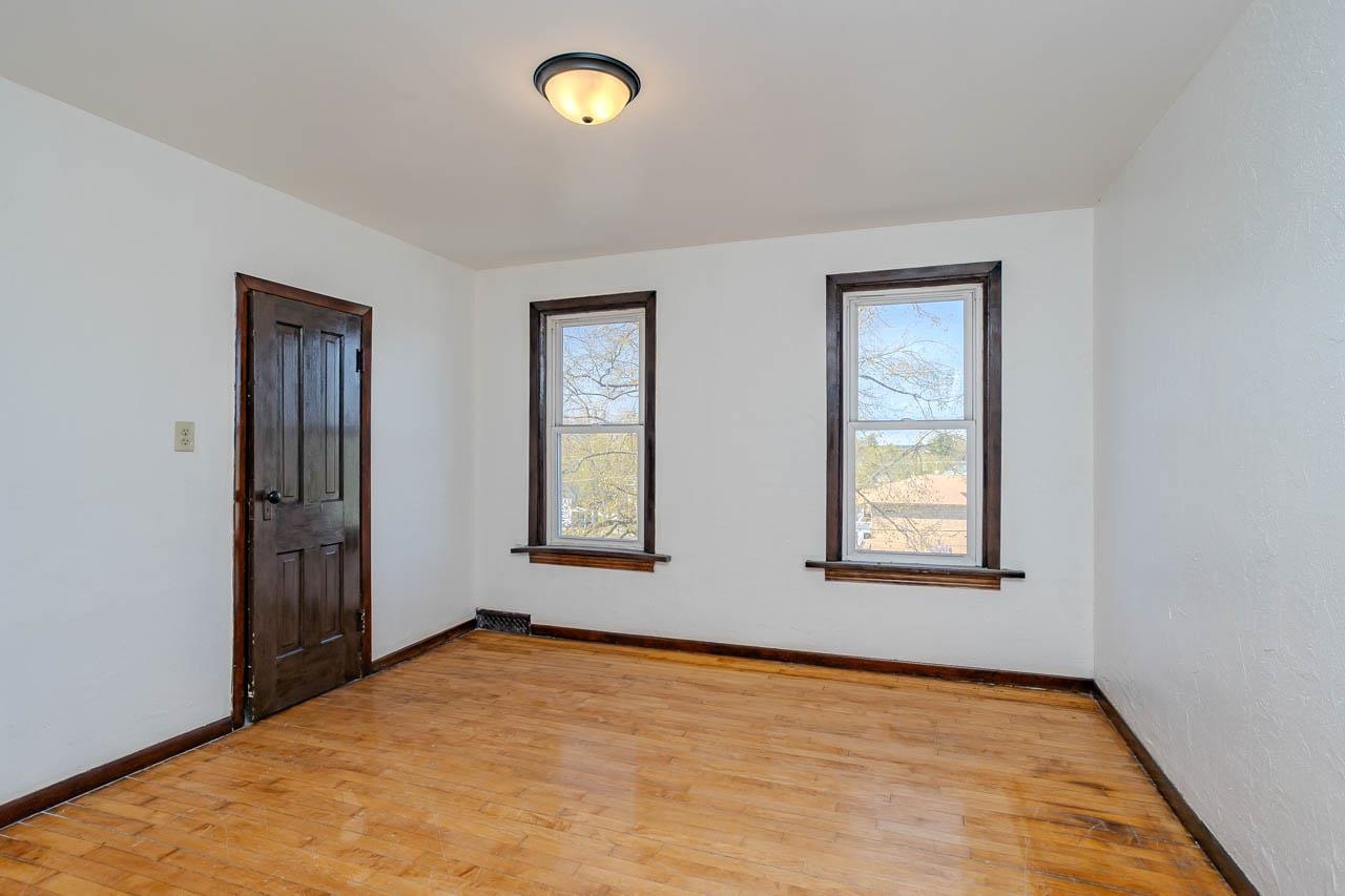 105 N 10TH STREET, Wausau, Wisconsin 54403, 3 Bedrooms Bedrooms, ,1 BathroomBathrooms,Residential,For Sale,105 N 10TH STREET,22602097