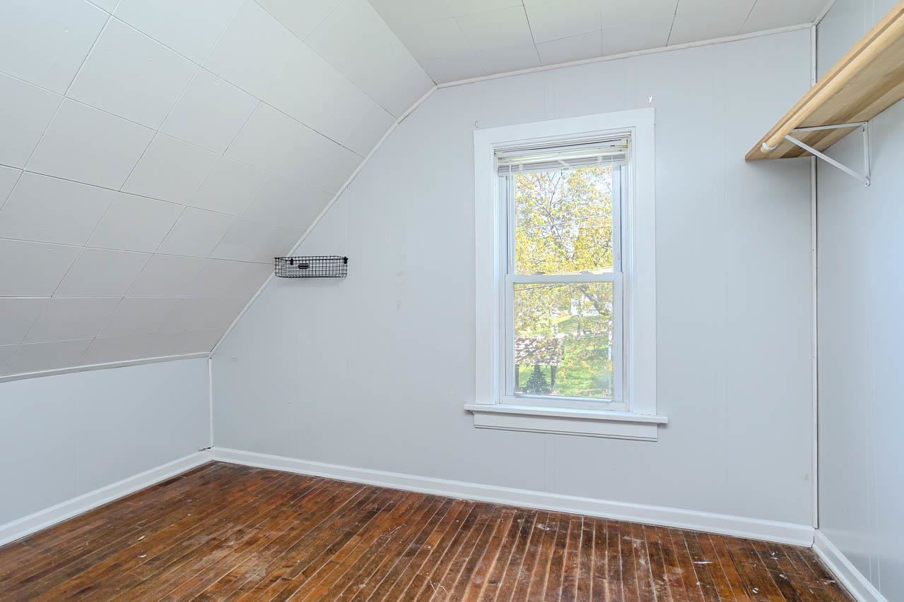 105 N 10TH STREET, Wausau, Wisconsin 54403, 3 Bedrooms Bedrooms, ,1 BathroomBathrooms,Residential,For Sale,105 N 10TH STREET,22602097