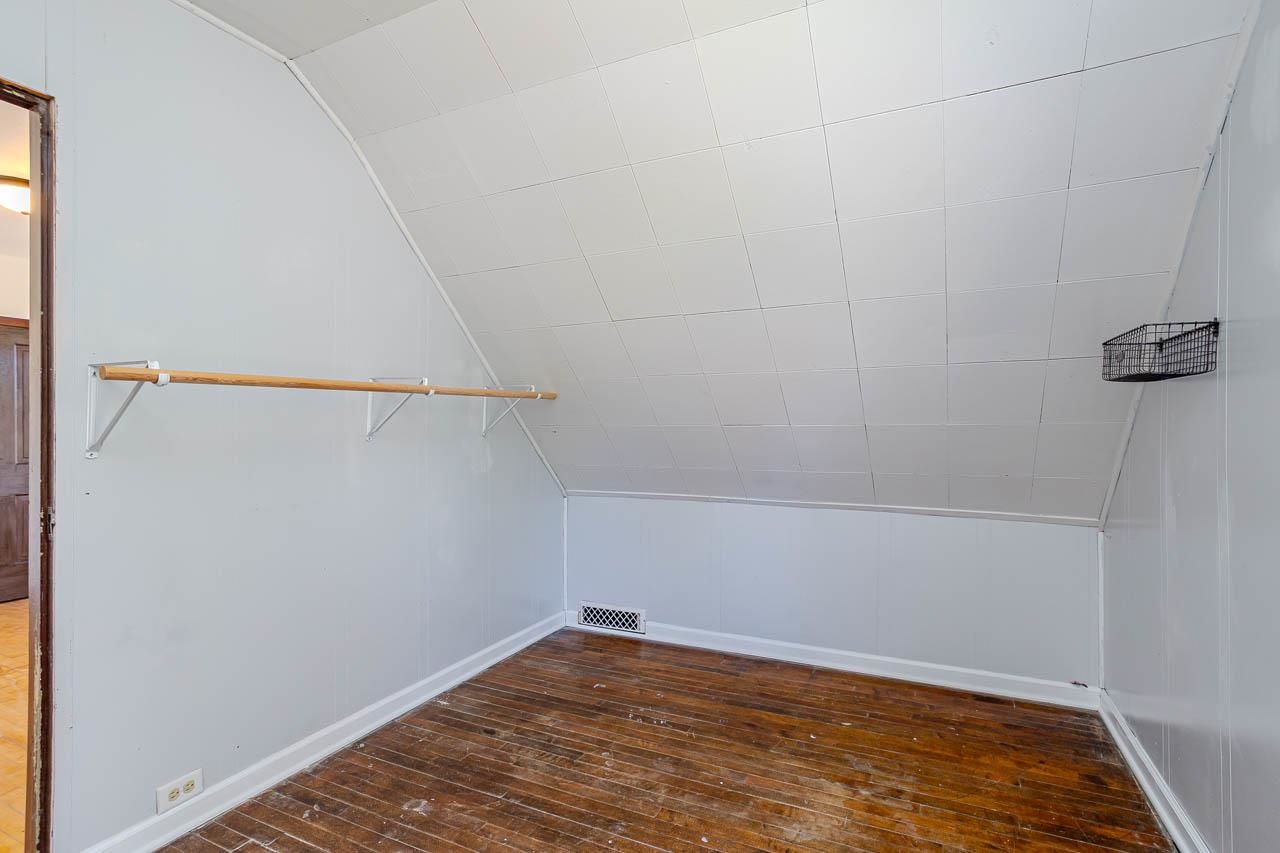 105 N 10TH STREET, Wausau, Wisconsin 54403, 3 Bedrooms Bedrooms, ,1 BathroomBathrooms,Residential,For Sale,105 N 10TH STREET,22602097