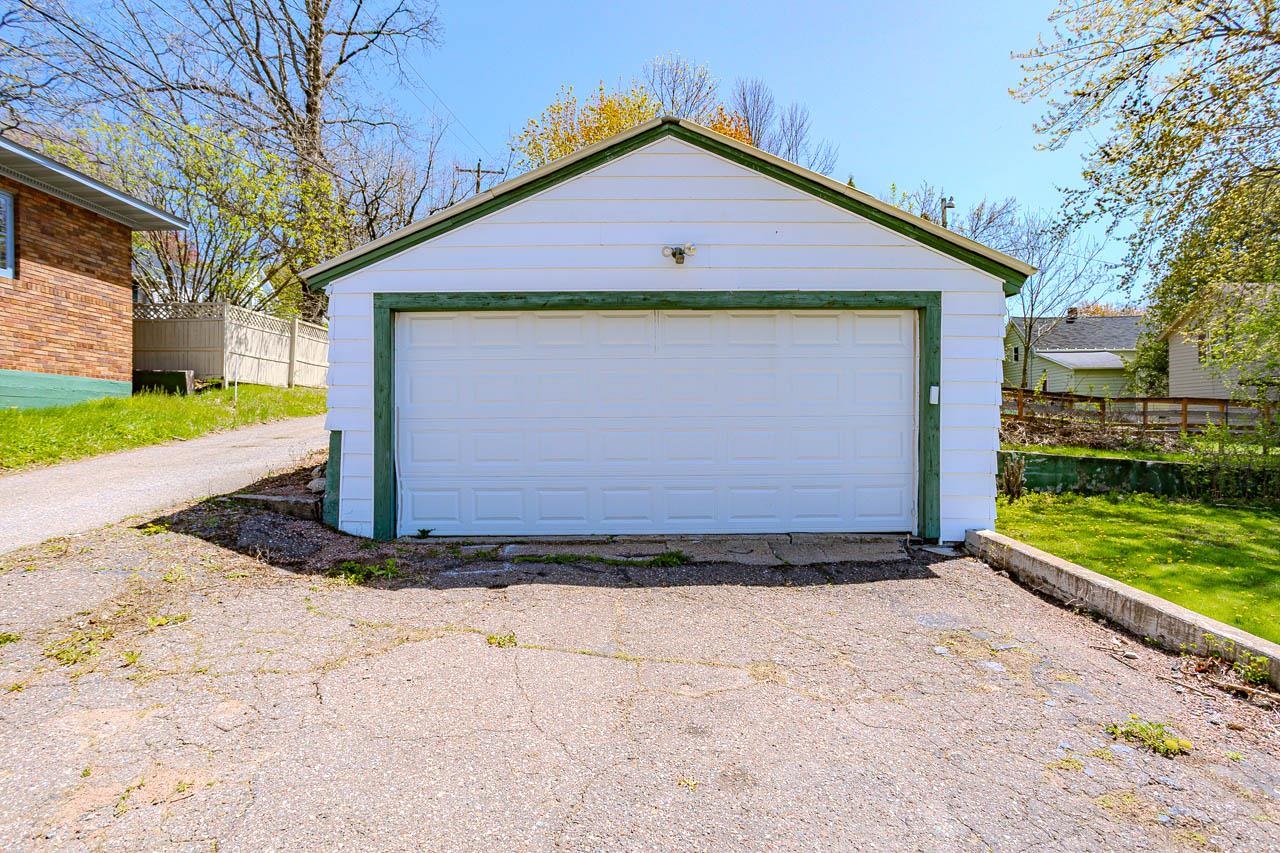 105 N 10TH STREET, Wausau, Wisconsin 54403, 3 Bedrooms Bedrooms, ,1 BathroomBathrooms,Residential,For Sale,105 N 10TH STREET,22602097