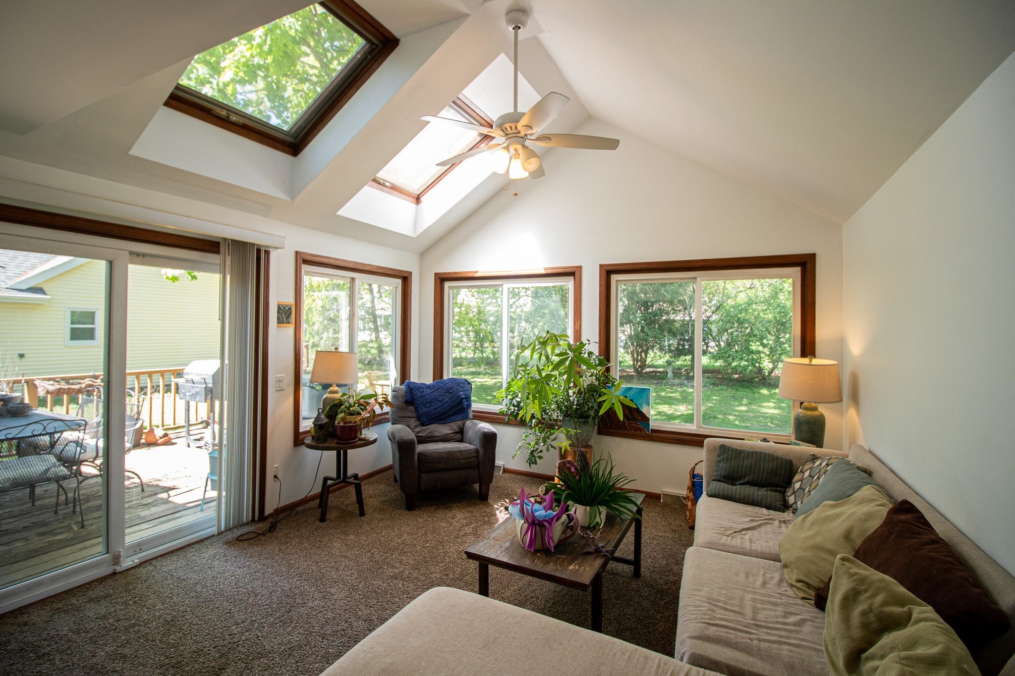 26 CROSSBRIDGE COURT, Madison, Wisconsin 53717-1602, 3 Bedrooms Bedrooms, ,1 BathroomBathrooms,Residential,For Sale,26 CROSSBRIDGE COURT,22602098