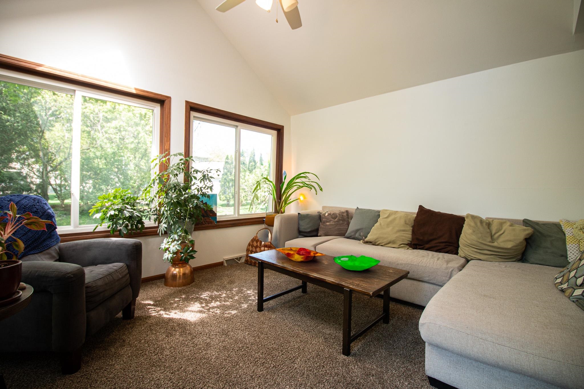 26 CROSSBRIDGE COURT, Madison, Wisconsin 53717-1602, 3 Bedrooms Bedrooms, ,1 BathroomBathrooms,Residential,For Sale,26 CROSSBRIDGE COURT,22602098