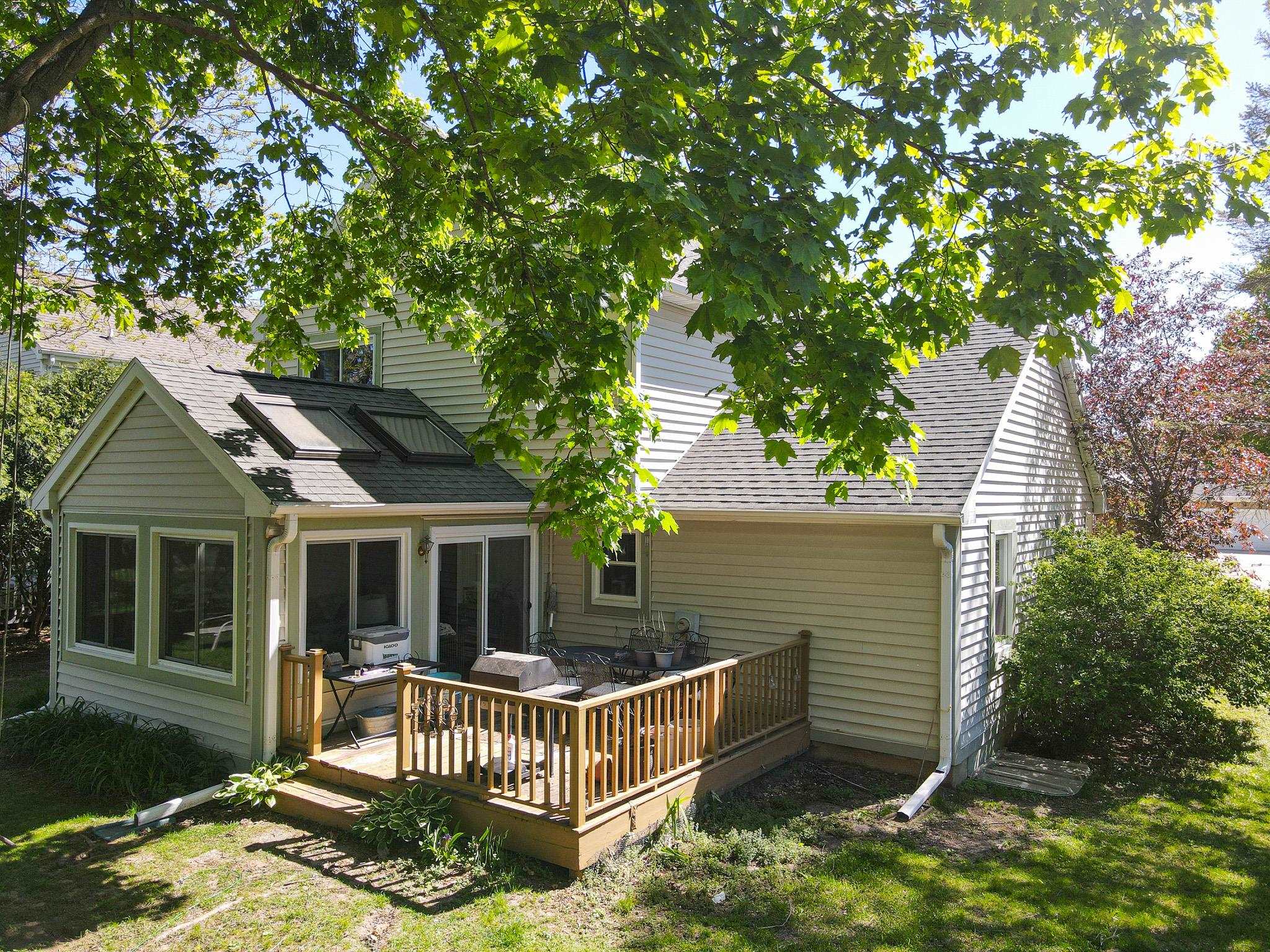 26 CROSSBRIDGE COURT, Madison, Wisconsin 53717-1602, 3 Bedrooms Bedrooms, ,1 BathroomBathrooms,Residential,For Sale,26 CROSSBRIDGE COURT,22602098