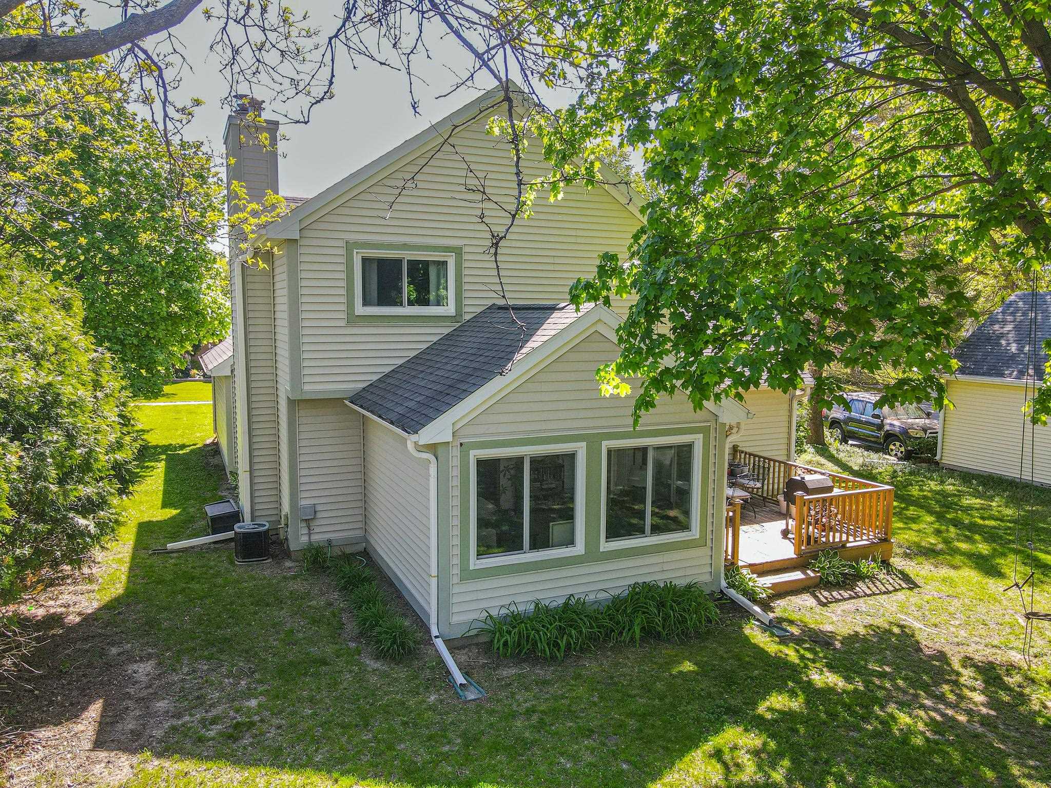26 CROSSBRIDGE COURT, Madison, Wisconsin 53717-1602, 3 Bedrooms Bedrooms, ,1 BathroomBathrooms,Residential,For Sale,26 CROSSBRIDGE COURT,22602098