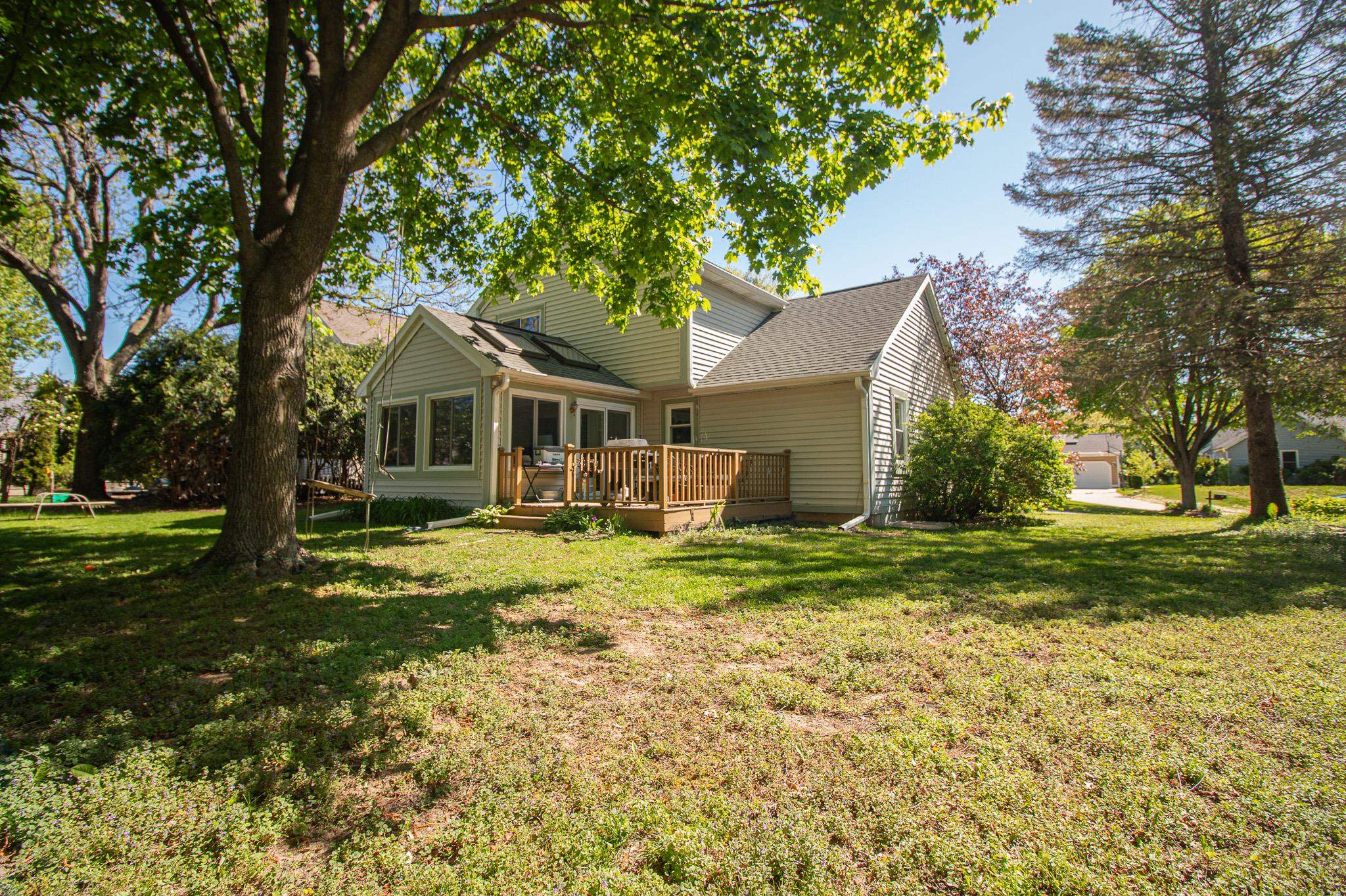 26 CROSSBRIDGE COURT, Madison, Wisconsin 53717-1602, 3 Bedrooms Bedrooms, ,1 BathroomBathrooms,Residential,For Sale,26 CROSSBRIDGE COURT,22602098