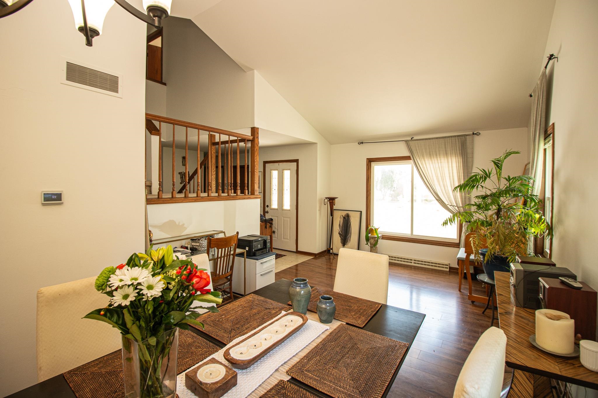 26 CROSSBRIDGE COURT, Madison, Wisconsin 53717-1602, 3 Bedrooms Bedrooms, ,1 BathroomBathrooms,Residential,For Sale,26 CROSSBRIDGE COURT,22602098
