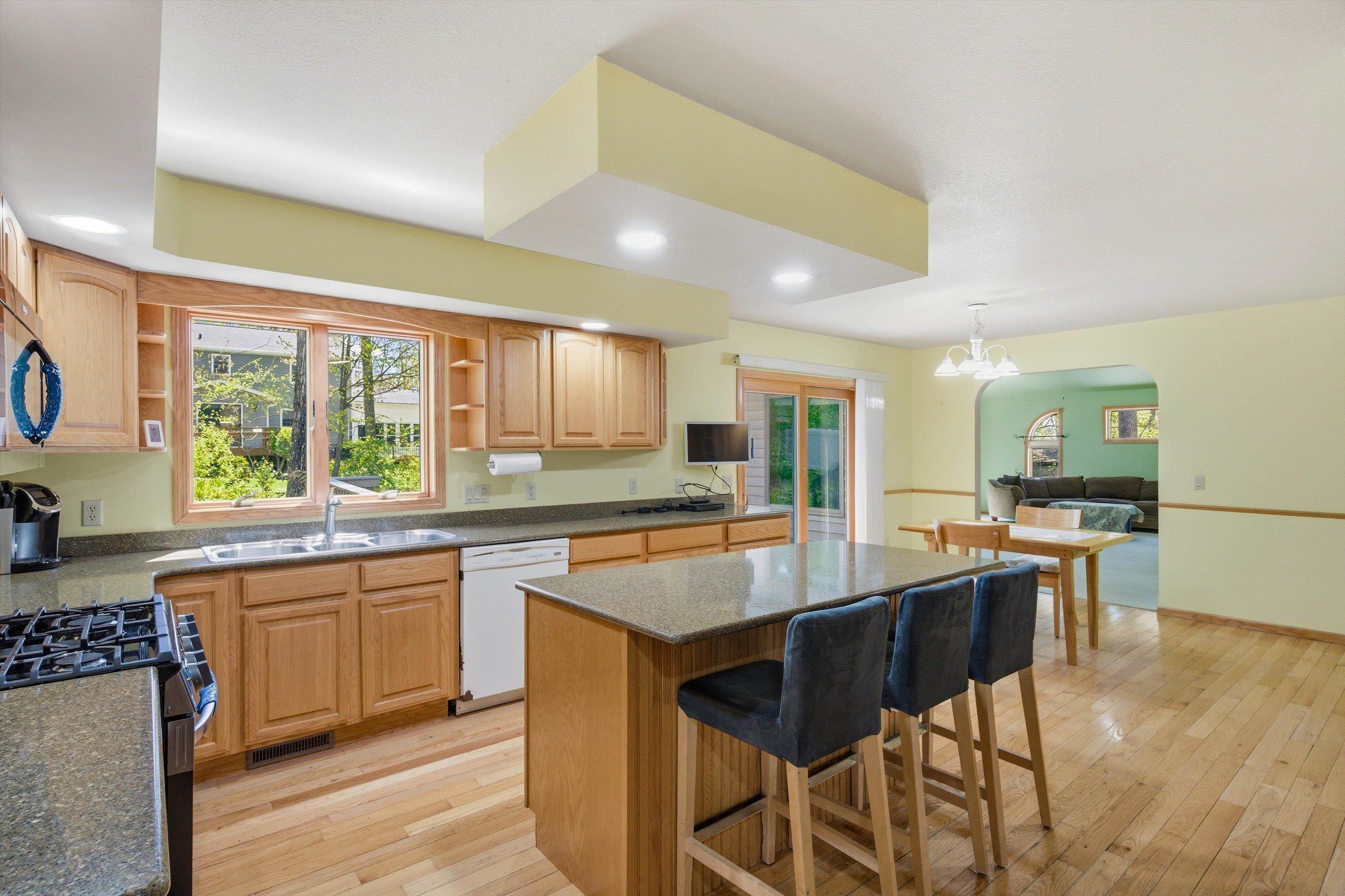 1126 W IVES STREET, Marshfield, Wisconsin 54449, 6 Bedrooms Bedrooms, ,4 BathroomsBathrooms,Residential,For Sale,1126 W IVES STREET,22602100