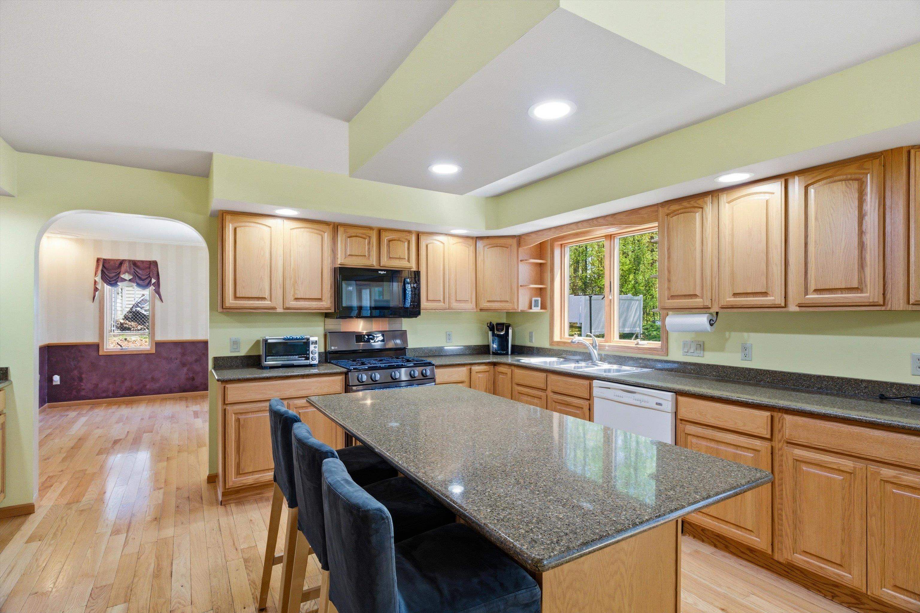 1126 W IVES STREET, Marshfield, Wisconsin 54449, 6 Bedrooms Bedrooms, ,4 BathroomsBathrooms,Residential,For Sale,1126 W IVES STREET,22602100
