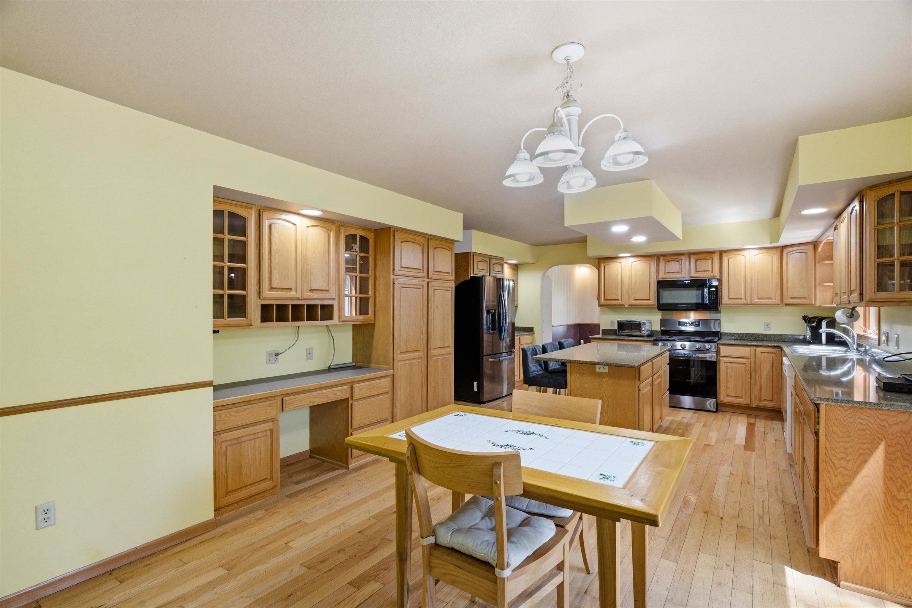 1126 W IVES STREET, Marshfield, Wisconsin 54449, 6 Bedrooms Bedrooms, ,4 BathroomsBathrooms,Residential,For Sale,1126 W IVES STREET,22602100