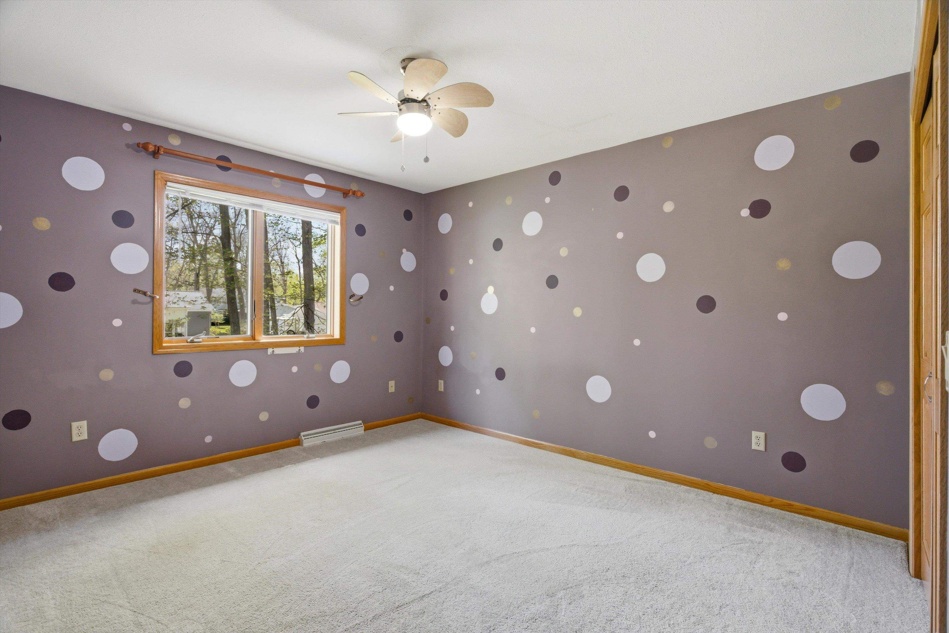 1126 W IVES STREET, Marshfield, Wisconsin 54449, 6 Bedrooms Bedrooms, ,4 BathroomsBathrooms,Residential,For Sale,1126 W IVES STREET,22602100