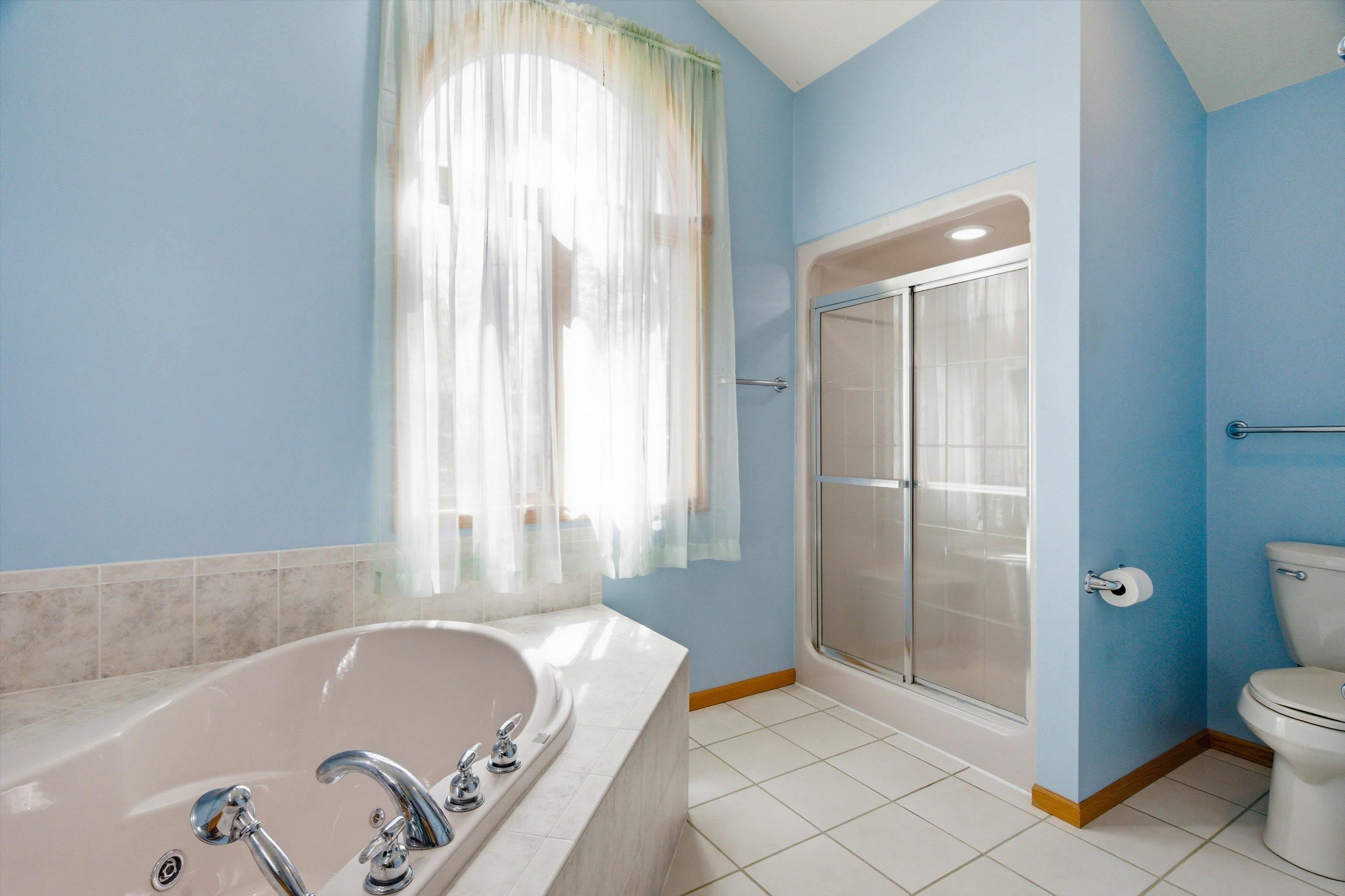 1126 W IVES STREET, Marshfield, Wisconsin 54449, 6 Bedrooms Bedrooms, ,4 BathroomsBathrooms,Residential,For Sale,1126 W IVES STREET,22602100