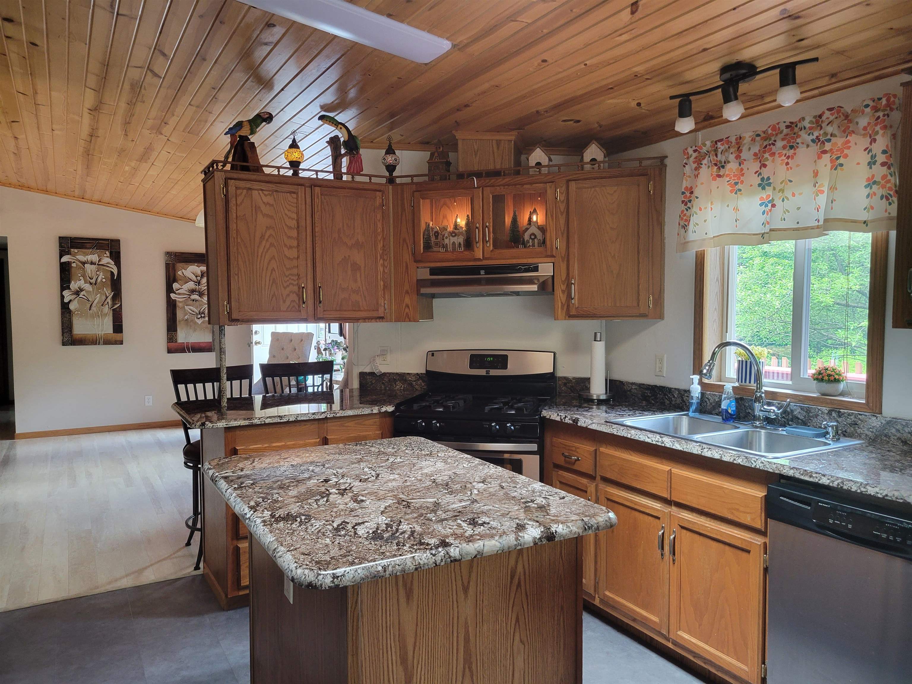 202311 STATE HIGHWAY 34, Mosinee, Wisconsin 54455, 3 Bedrooms Bedrooms, ,3 BathroomsBathrooms,Residential,For Sale,202311 STATE HIGHWAY 34,22602105