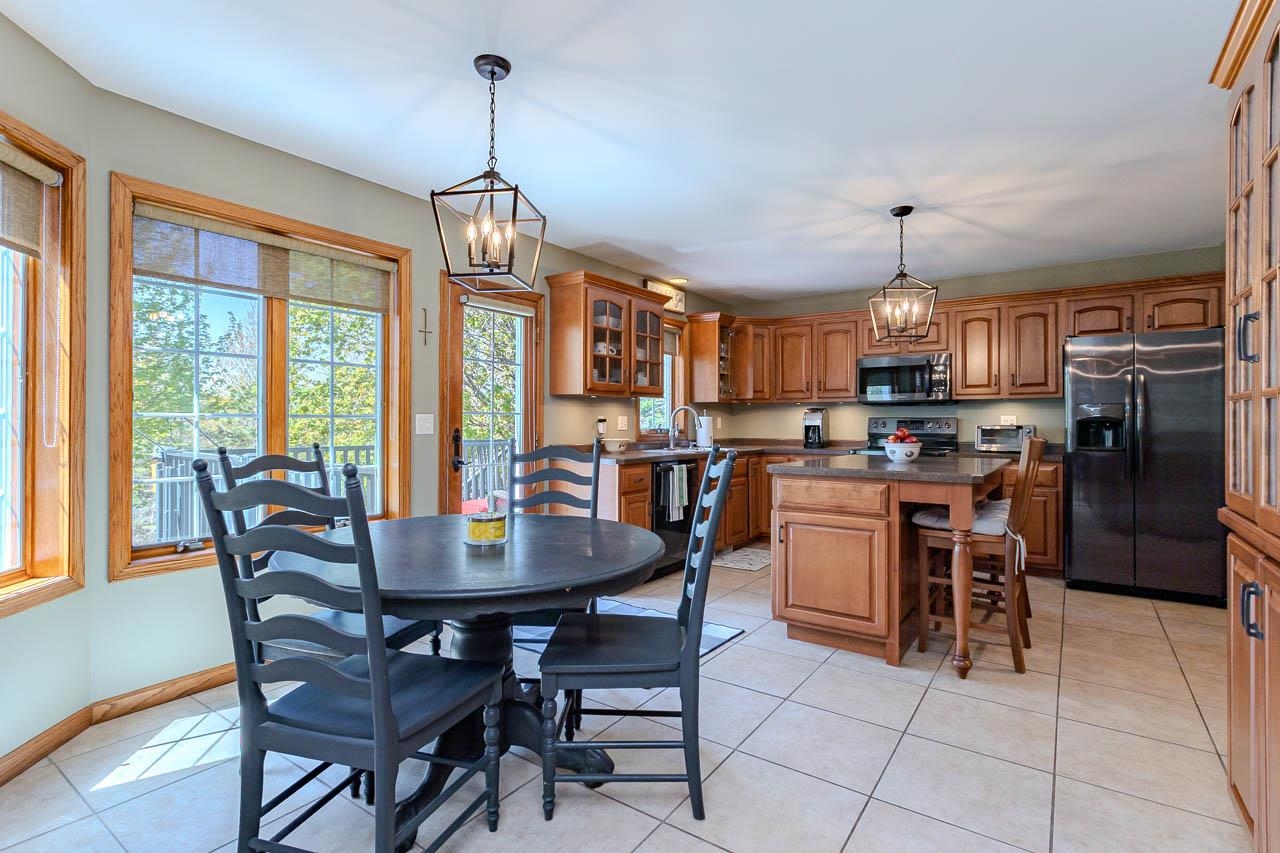 4010 PINE TREE ROAD, Wausau, Wisconsin 54403, 5 Bedrooms Bedrooms, ,2 BathroomsBathrooms,Residential,For Sale,4010 PINE TREE ROAD,22602110